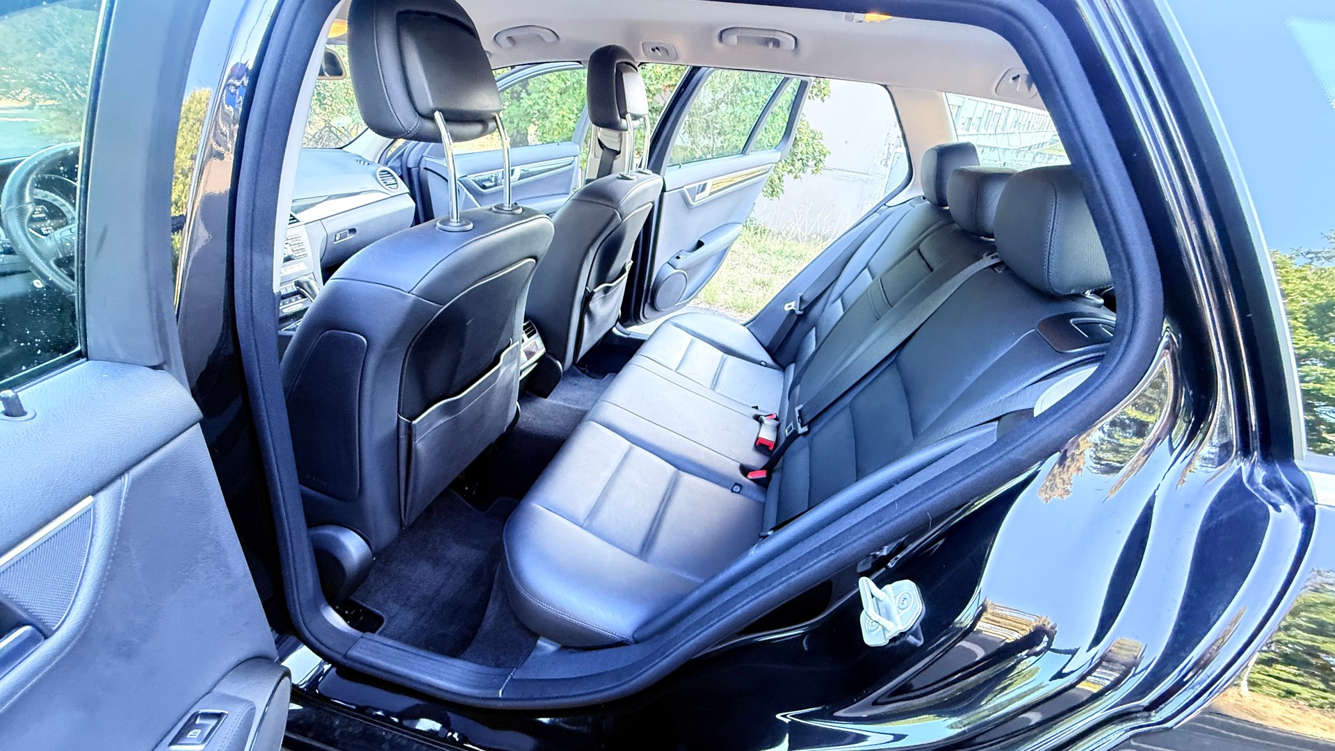 MERCEDES-BENZ C 250 CDI Avantgarde 4Matic 7G-Tronic-image-11