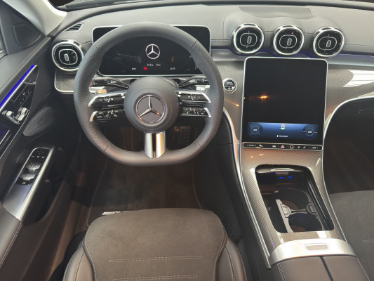 MERCEDES-BENZ C 300 4 Matic-image-7