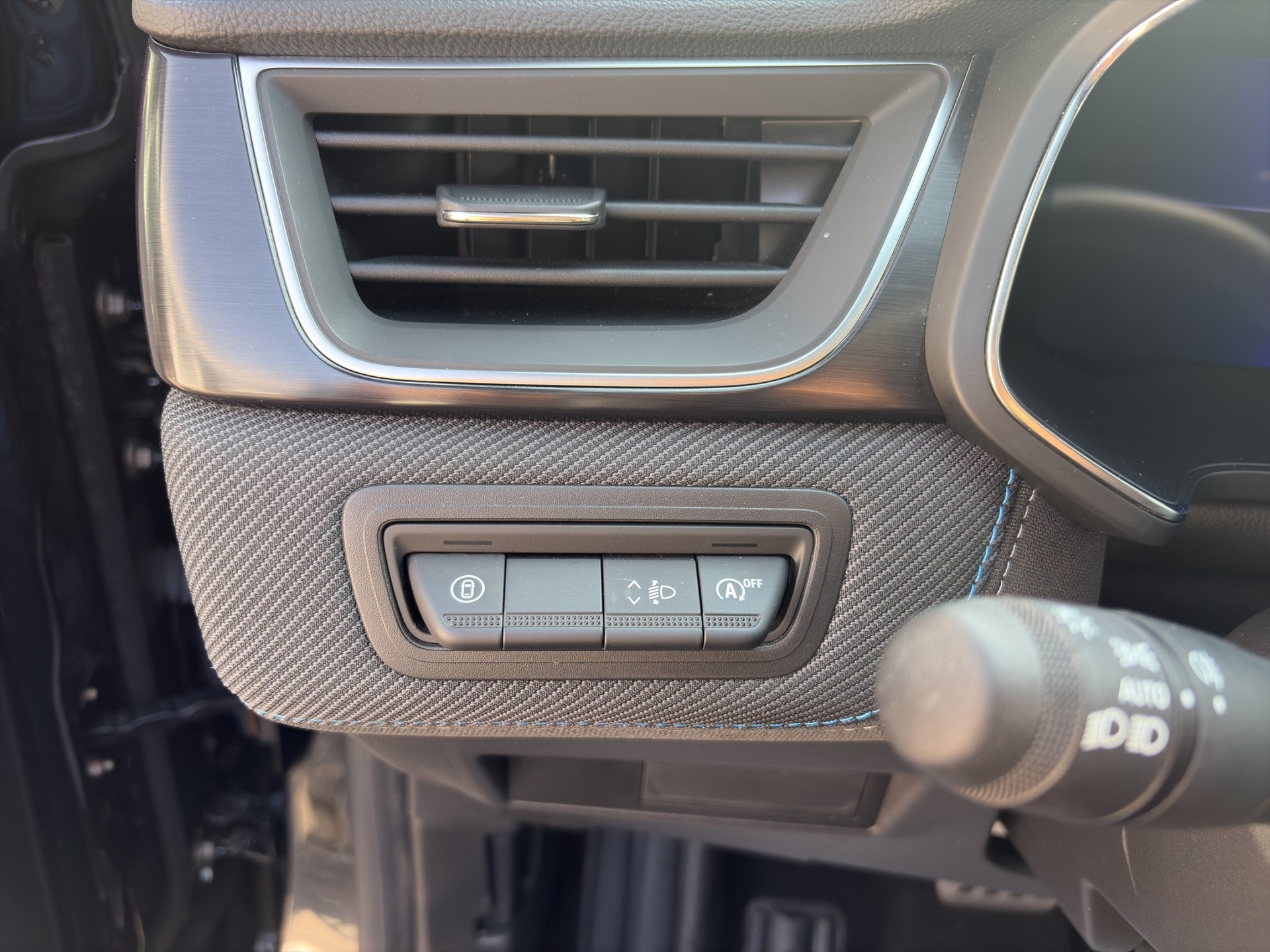 RENAULT Captur 1.3 TCe Esprit Alpine EDC-image-18