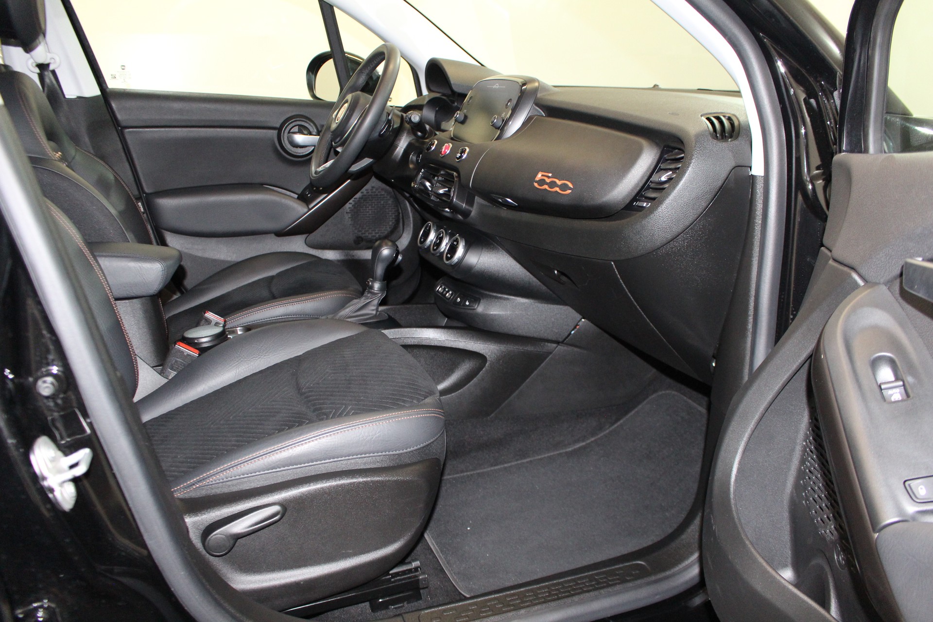 FIAT 500 X 1.3 GSE S-Design-image-10