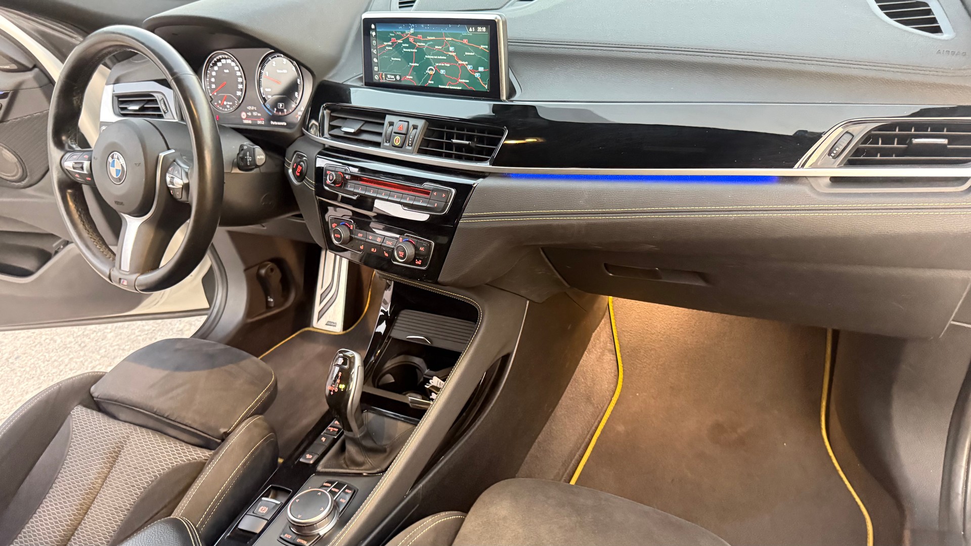 BMW X2 xDrive 20d M Sport Steptronic-image-15