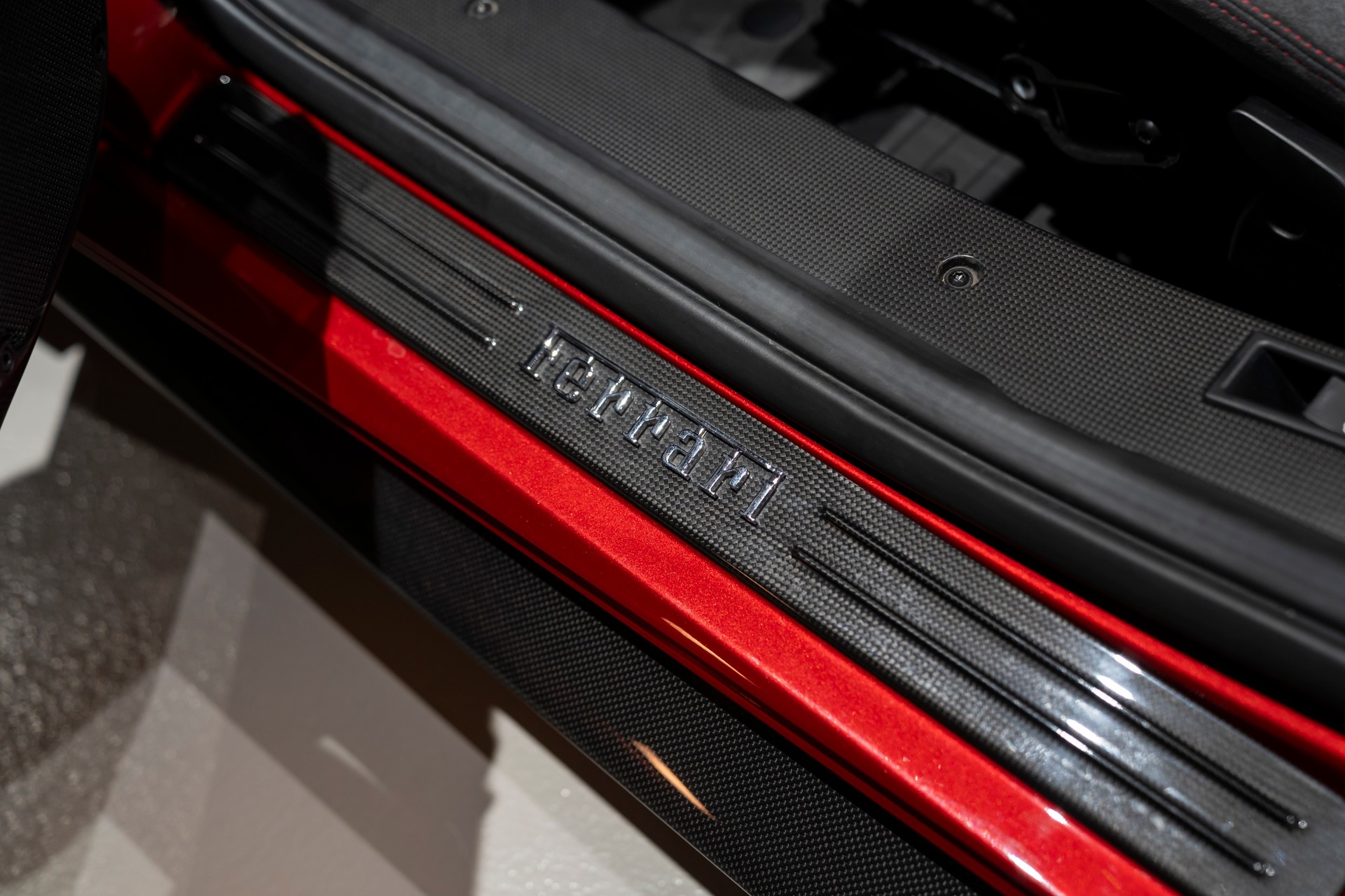FERRARI 488 Pista Spider 3.9 V8-image-17