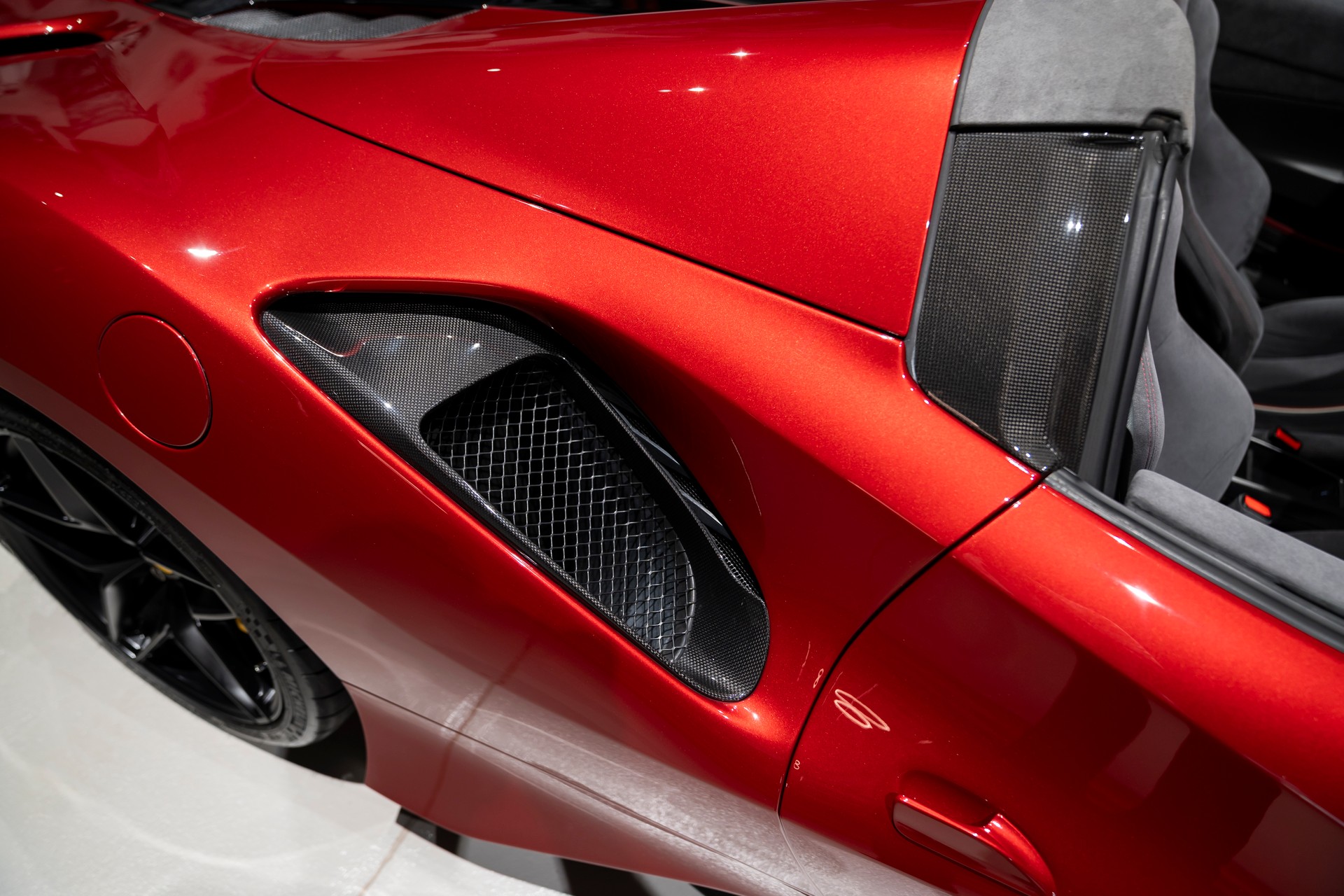 FERRARI 488 Pista Spider 3.9 V8-image-9