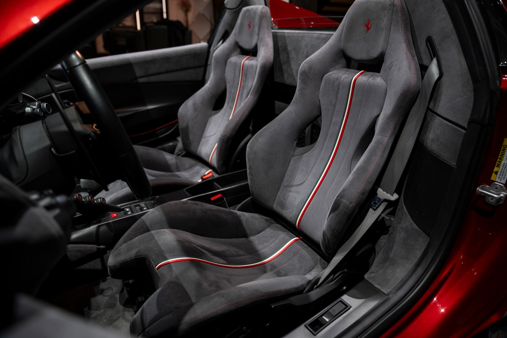 FERRARI 488 Pista Spider 3.9 V8-image-14