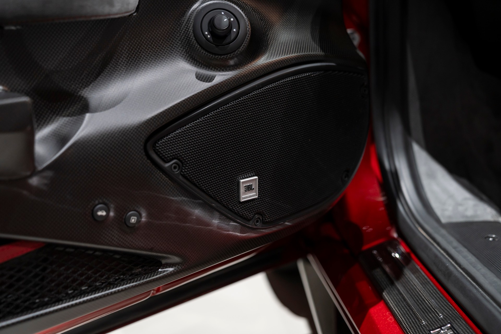 FERRARI 488 Pista Spider 3.9 V8-image-16