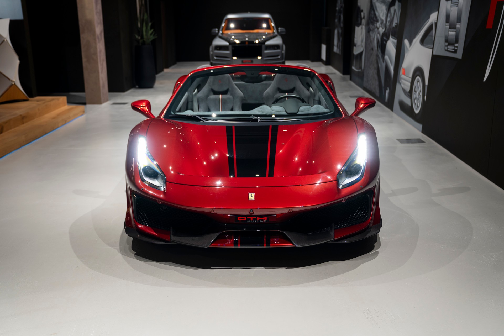 FERRARI 488 Pista Spider 3.9 V8-showroom-element-1