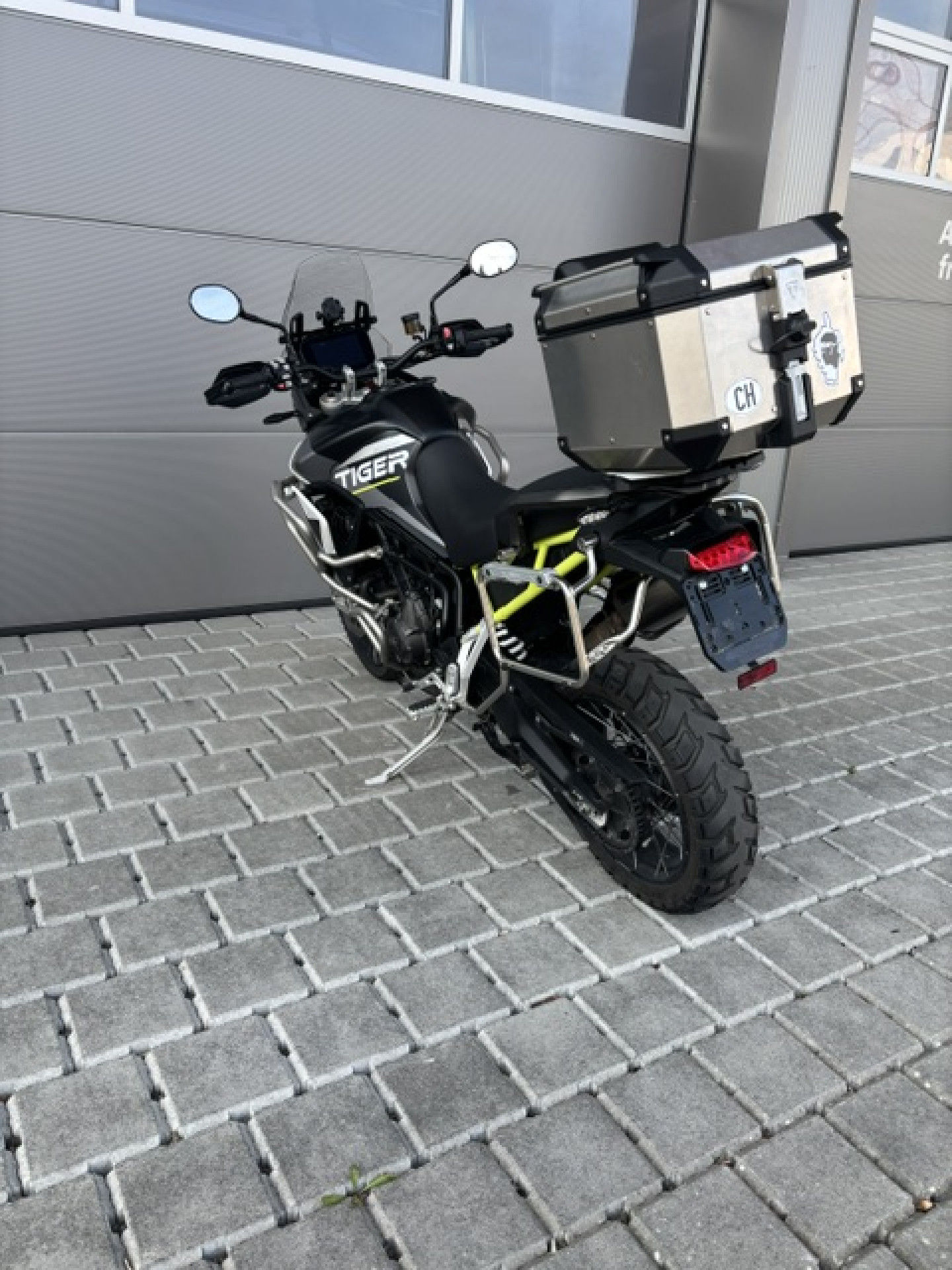 TRIUMPH Tiger 900 Rally Aragon Edition-showroom-element-2