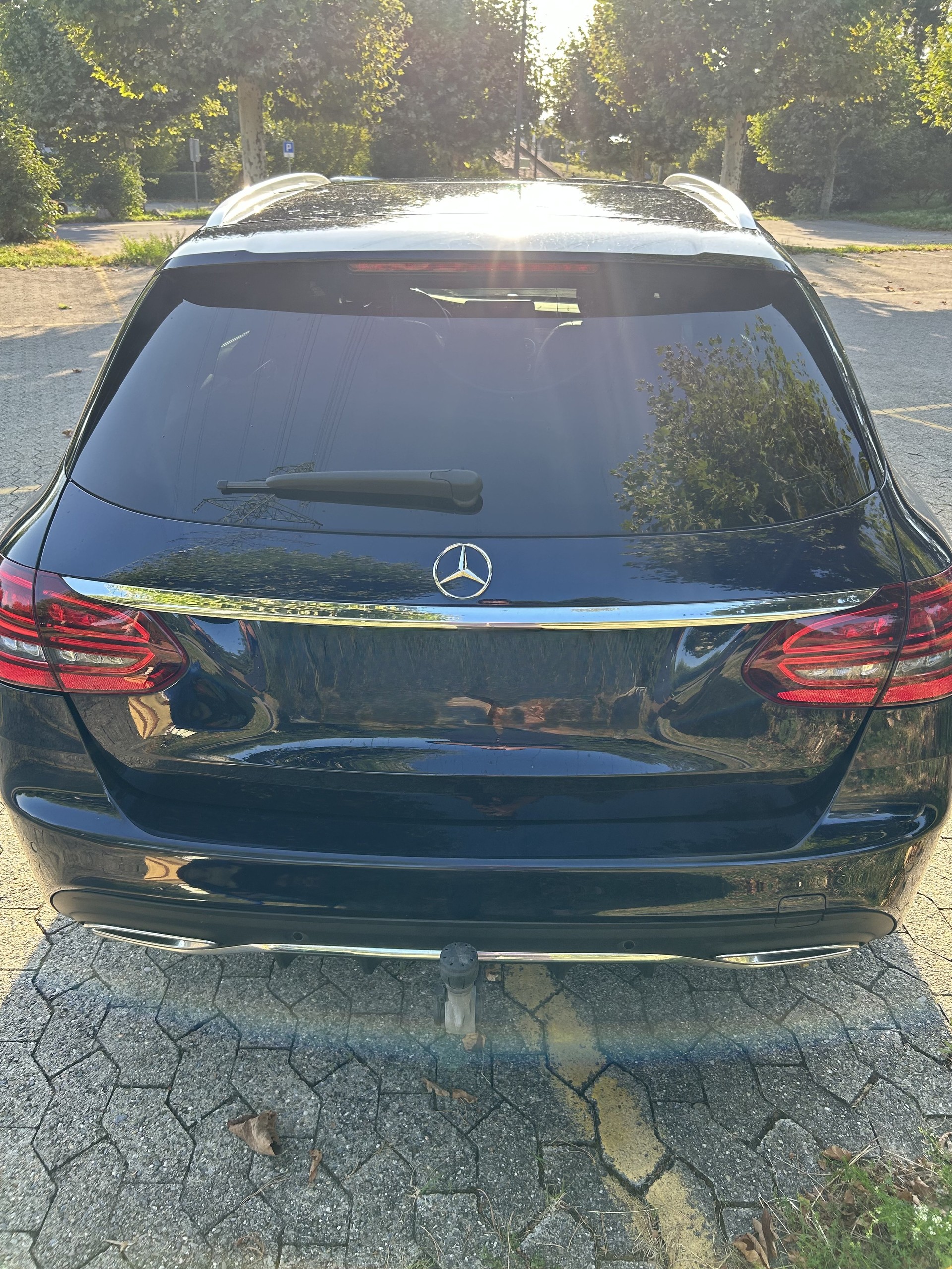 MERCEDES-BENZ C 220 d Swiss Star 4matic-image-2