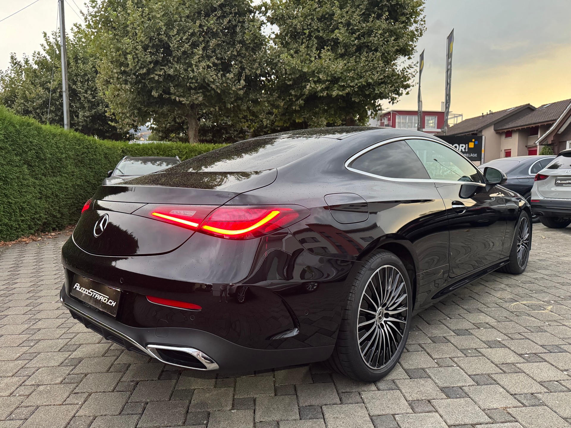 MERCEDES-BENZ CLE 200 Coupé AMG Line 9G-Tronic-image-3