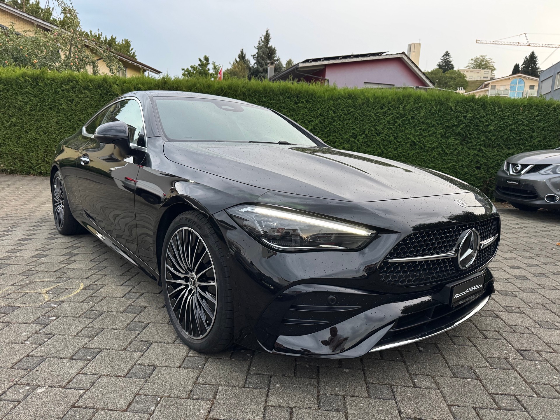 MERCEDES-BENZ CLE 200 Coupé AMG Line 9G-Tronic-image-2