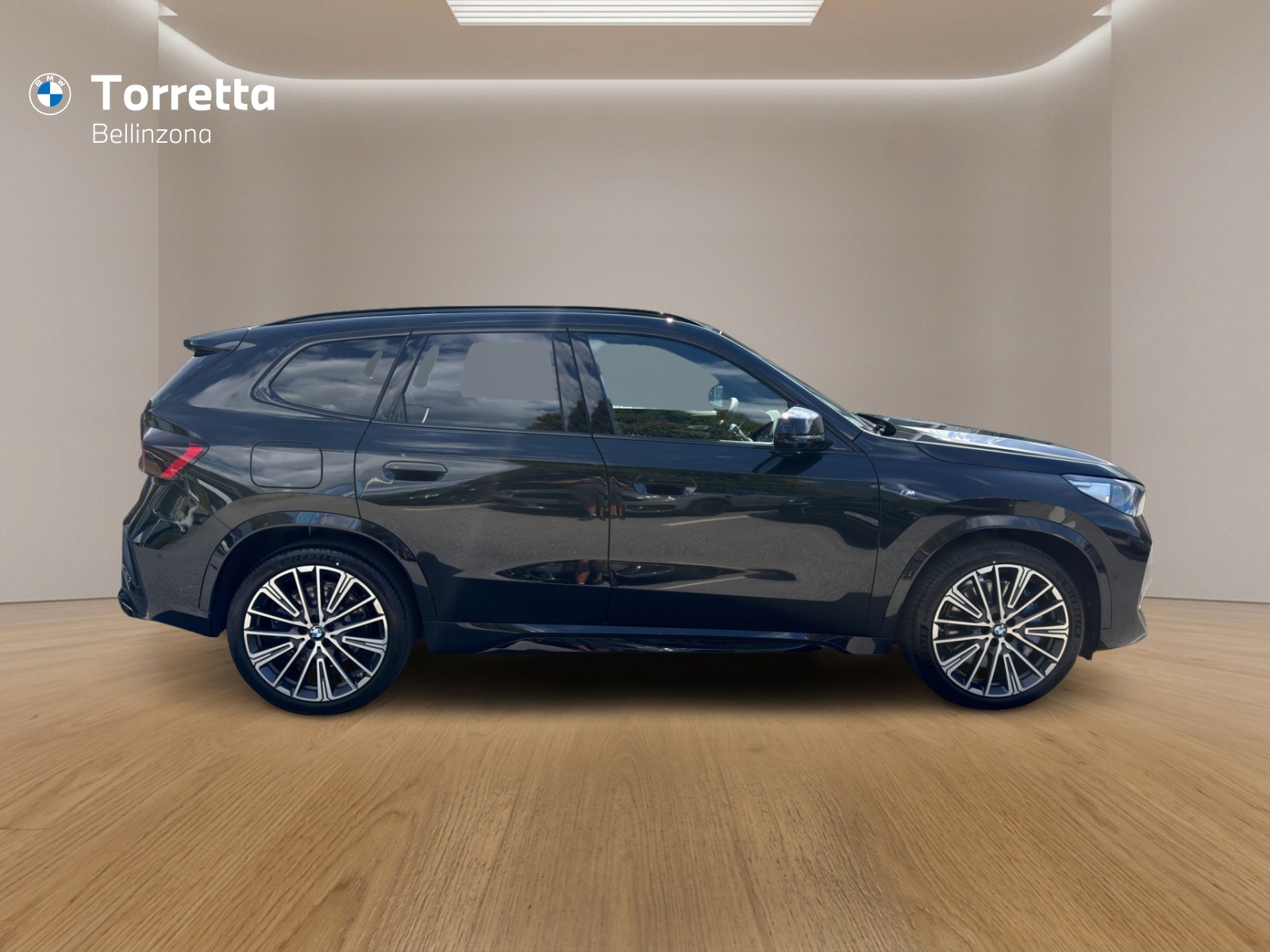 BMW X1 xDrive M35i-image-5