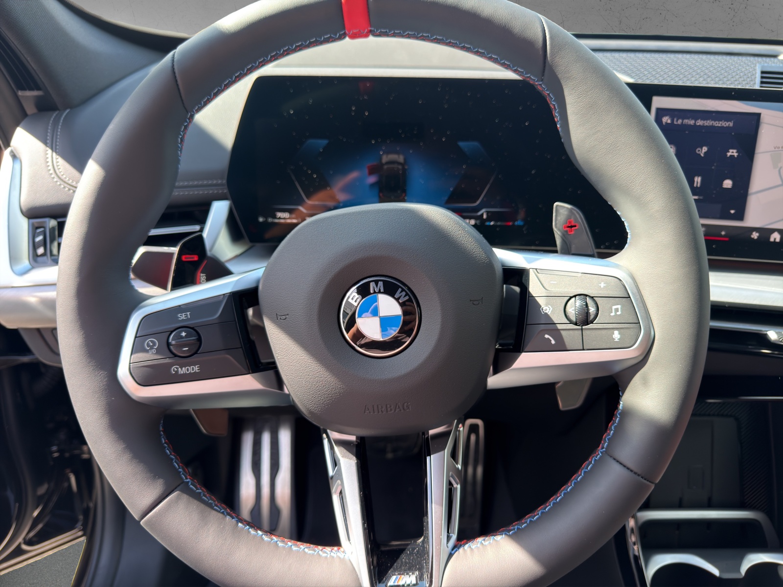 BMW X1 xDrive M35i-image-12