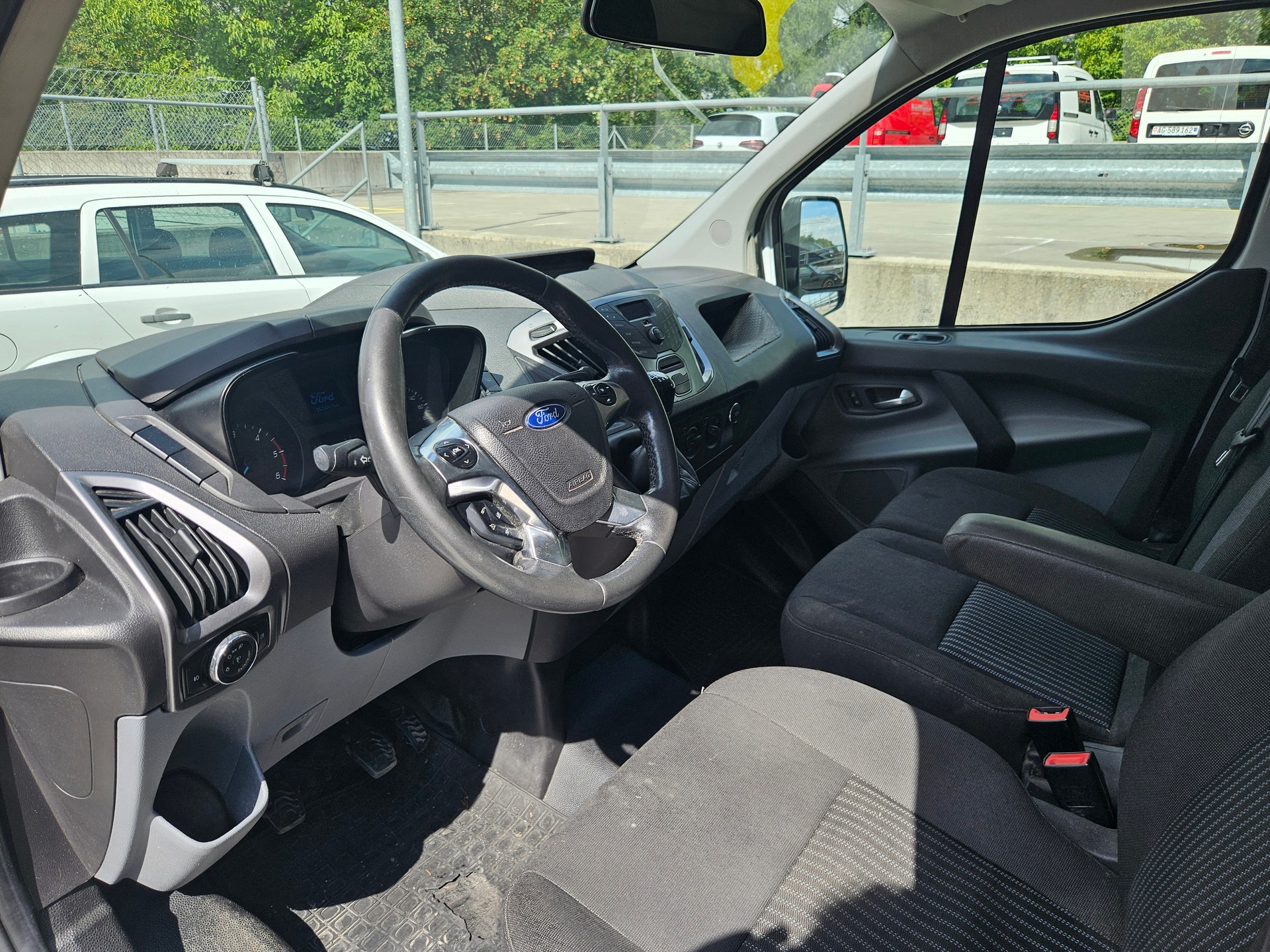 FORD 2.2 TDCi 125 Trend-image-8