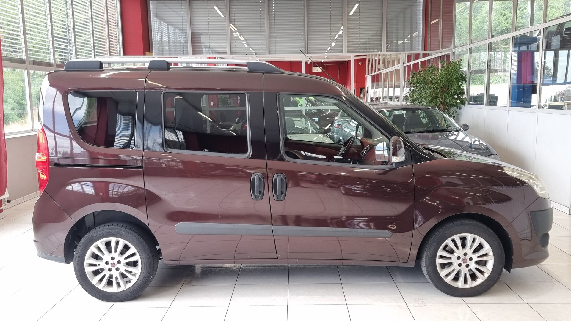 FIAT Doblo Panorama 2.0 JTD Emotion 5P-image-7