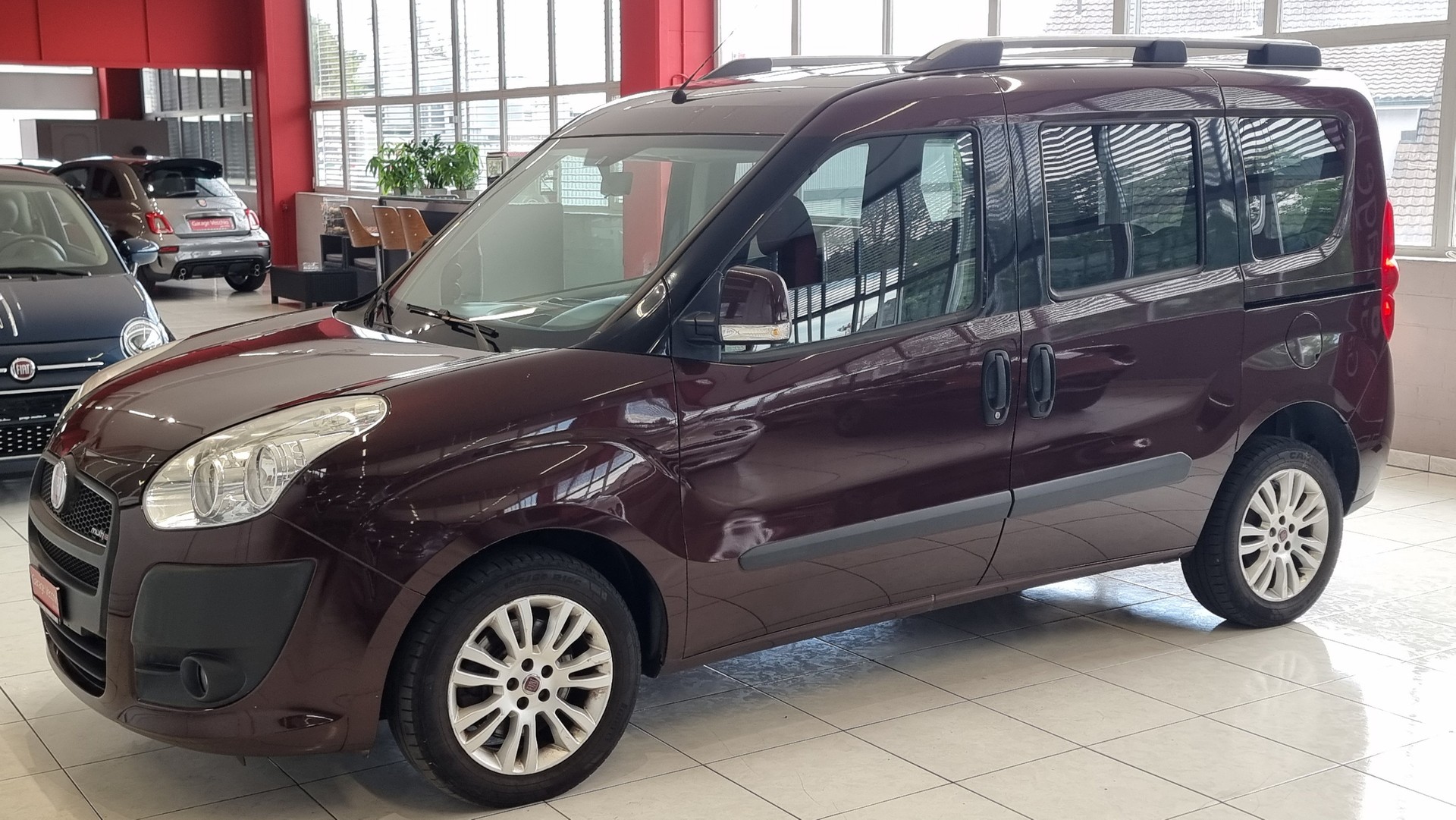 FIAT Doblo Panorama 2.0 JTD Emotion 5P-showroom-element-1