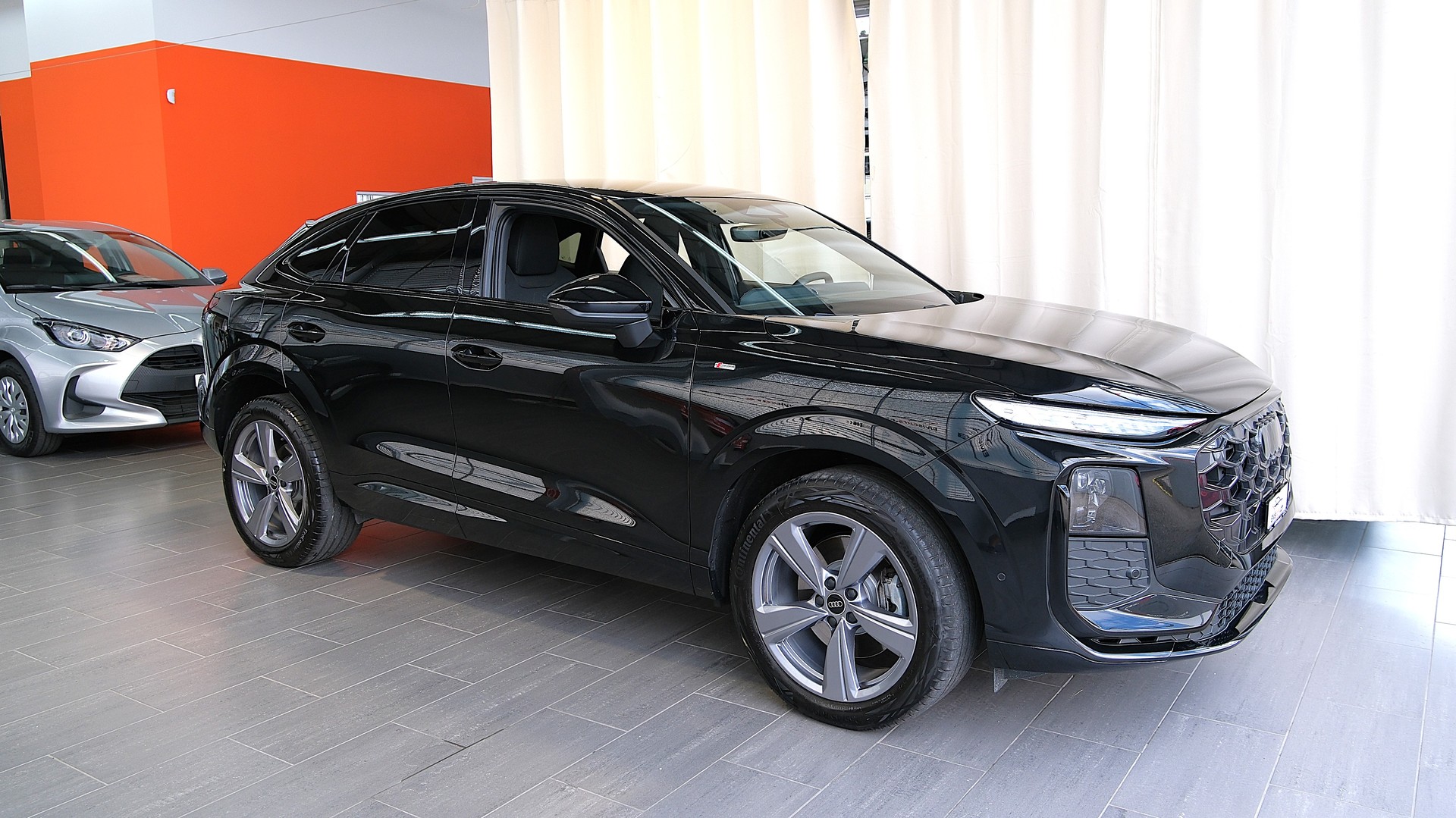 AUDI Q3 Sportback TFSI quattro 150 kW S tronic " S Line "-image-28