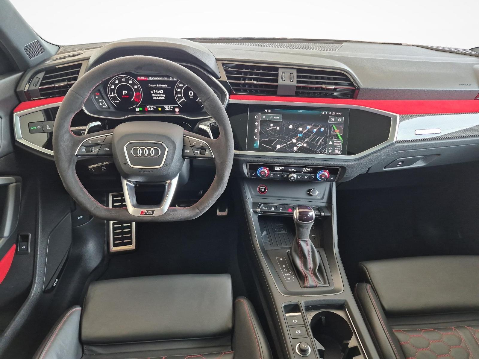 AUDI RS Q3 Sportback 2.5 TFSI quattro S-Tronic-image-8