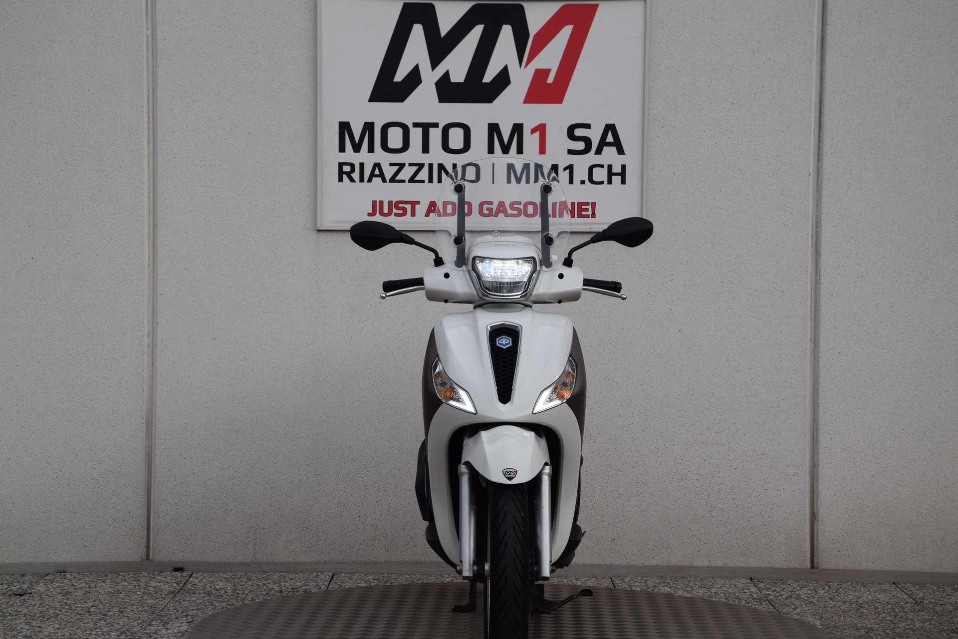 PIAGGIO Medley 125 iGet RST-showroom-element-2