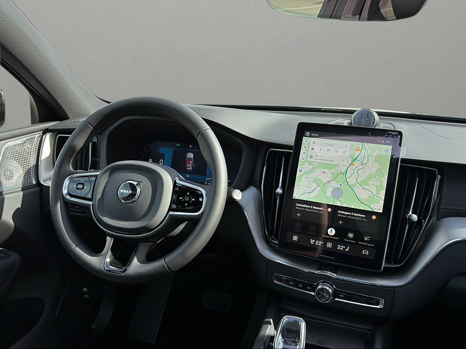 VOLVO XC60 T8 eAWD PluginHybrid Black Edition Geartronic-image-15