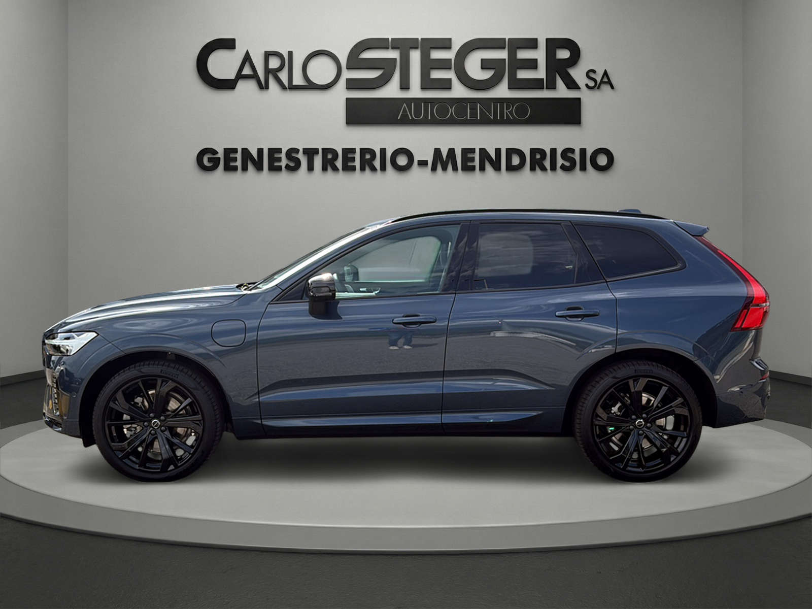 VOLVO XC60 T8 eAWD PluginHybrid Black Edition Geartronic-showroom-element-3