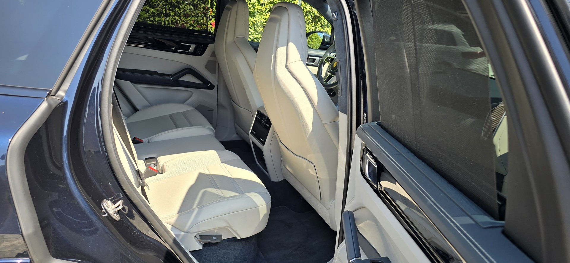 PORSCHE 3.0 V6 E-Hybrid-image-6