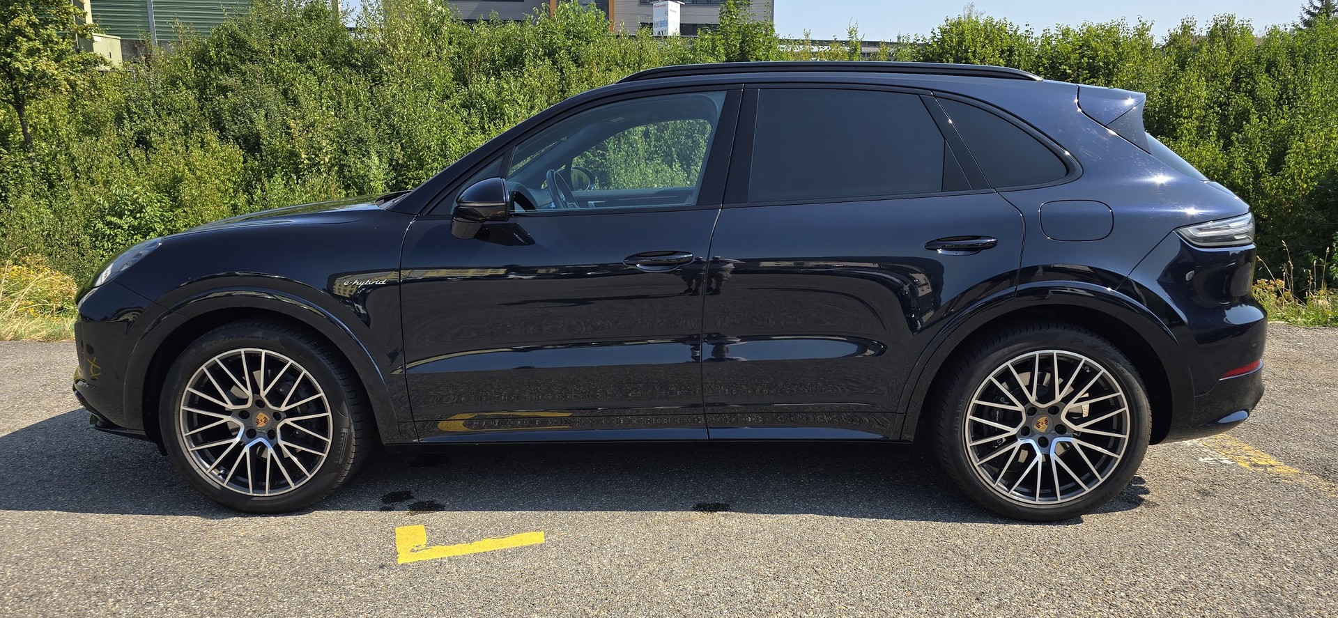 PORSCHE 3.0 V6 E-Hybrid-image-0