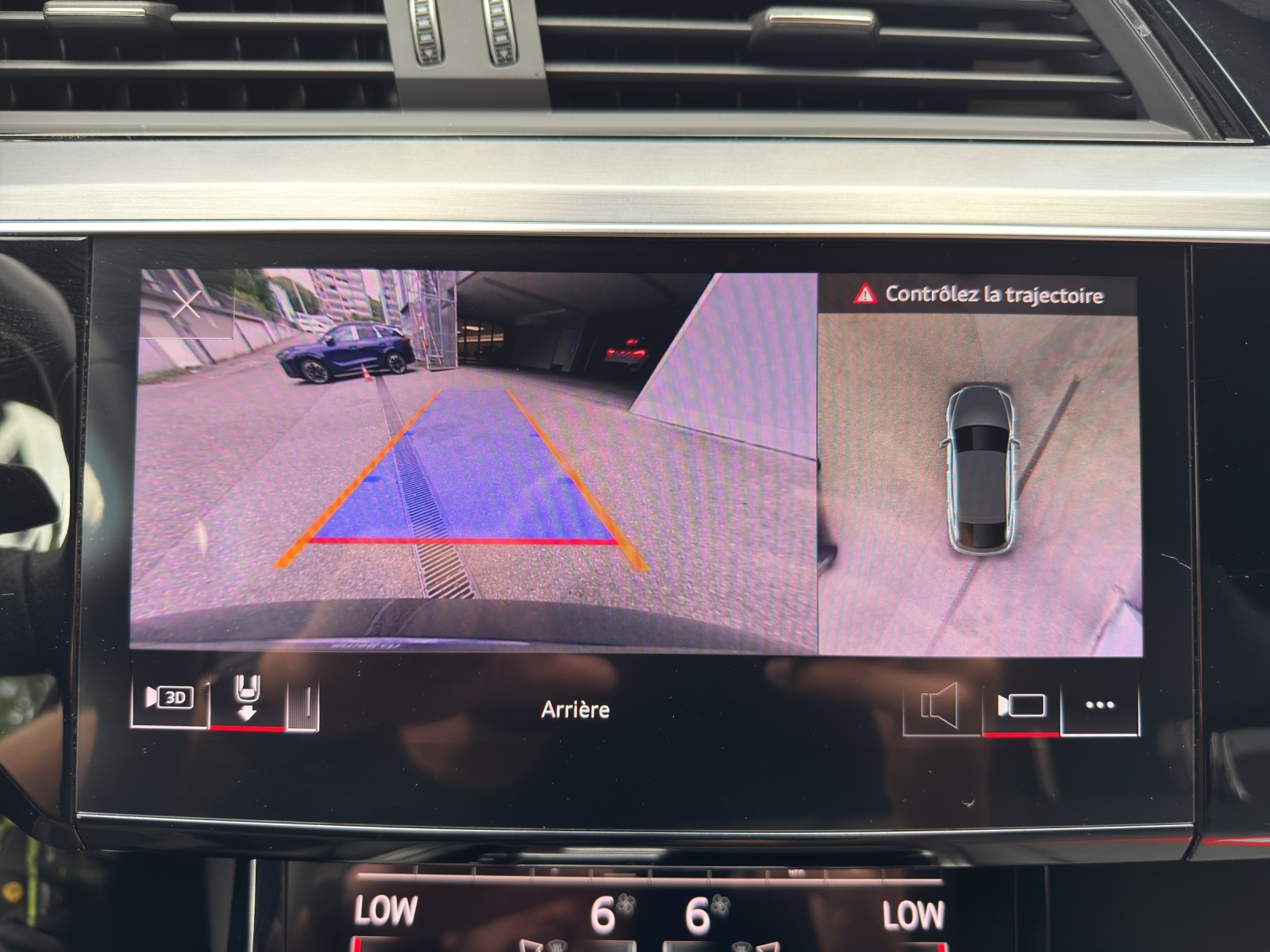 AUDI e-tron 55 Sportback S Line Black Edition quattro-image-13
