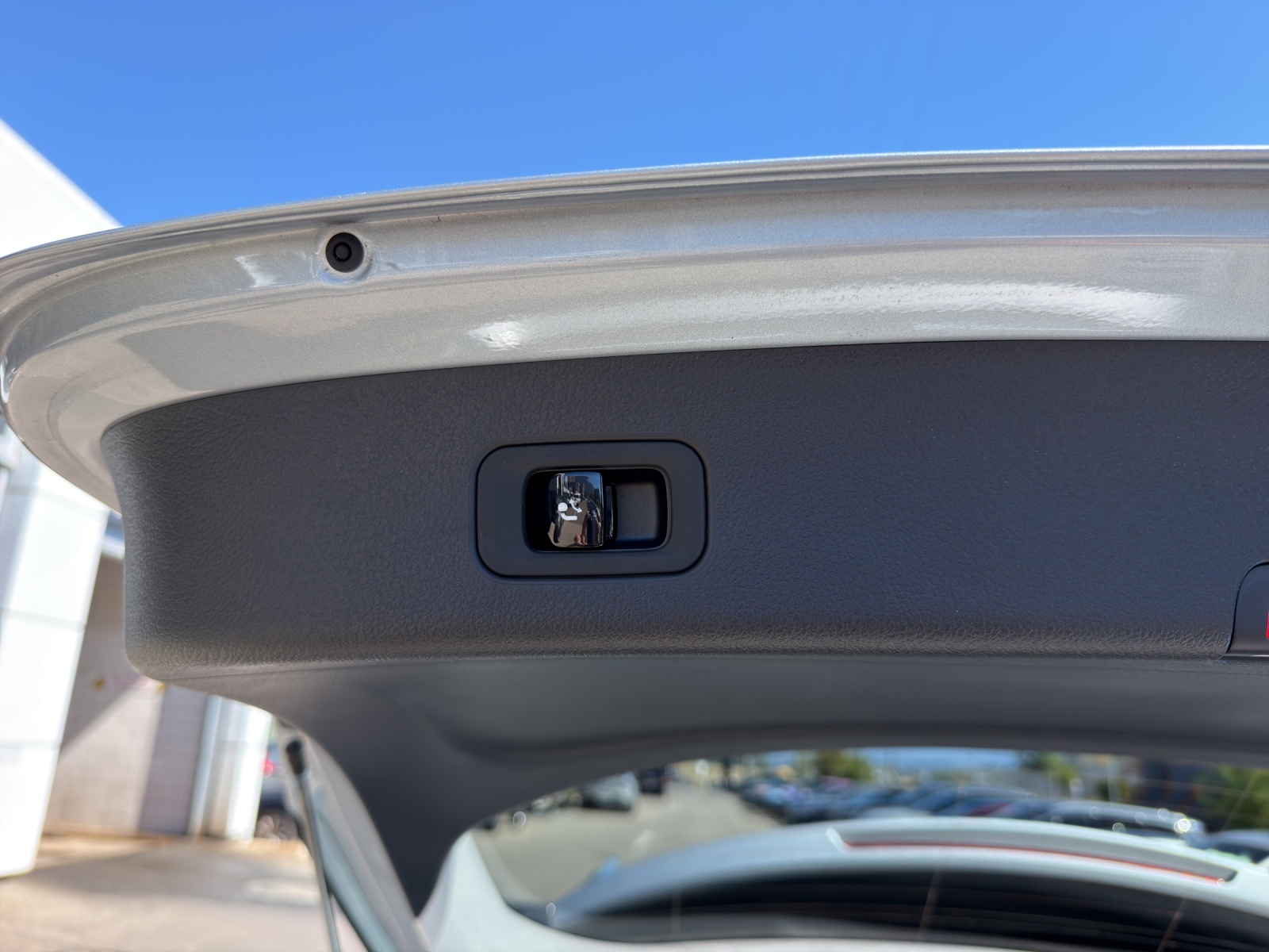 MERCEDES-BENZ GLC 220 d 4Matic 9G-Tronic-image-14