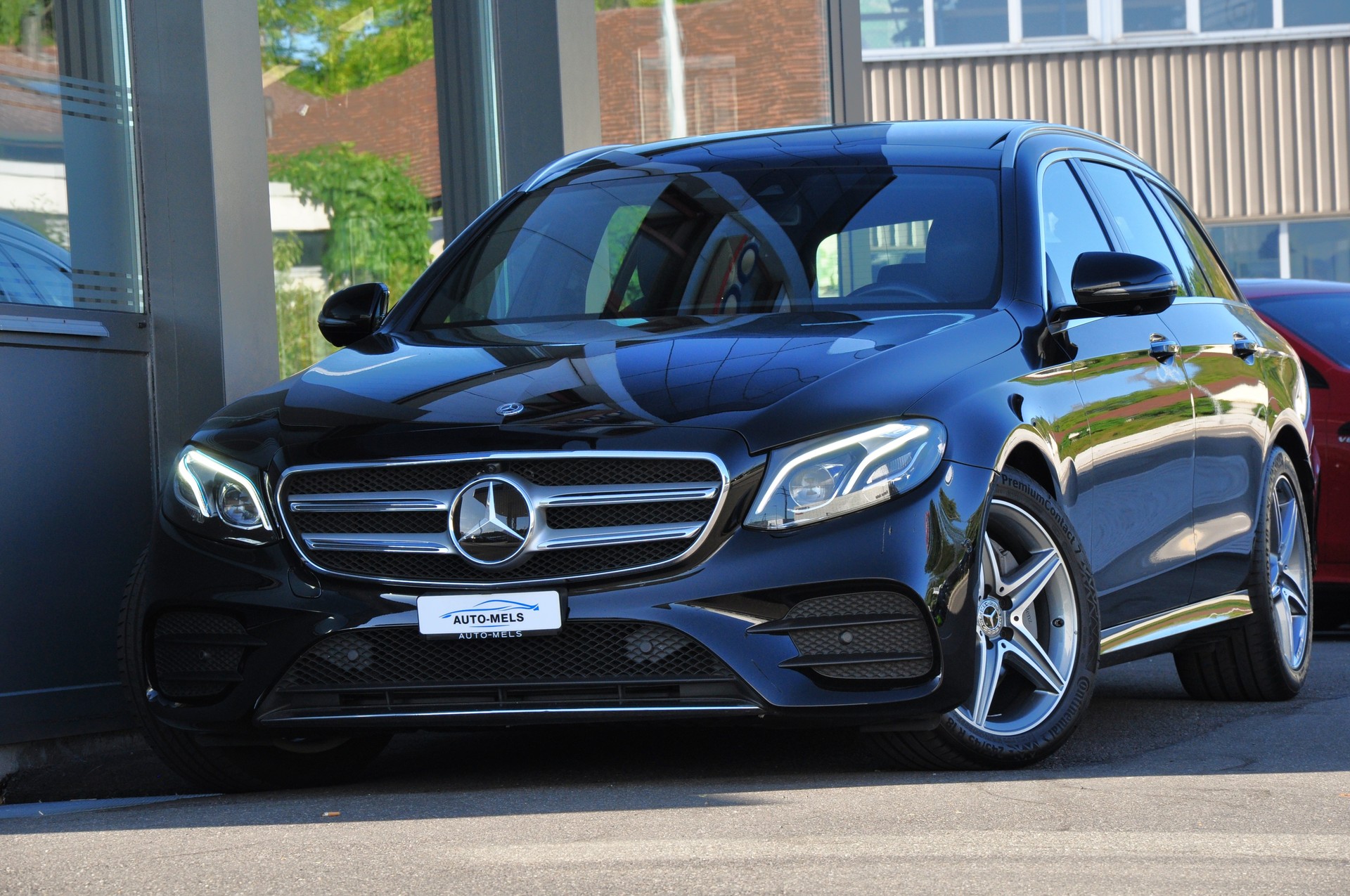MERCEDES-BENZ E 220 d Swiss Star AMG Line 4Matic 9G-Tronic-image-0
