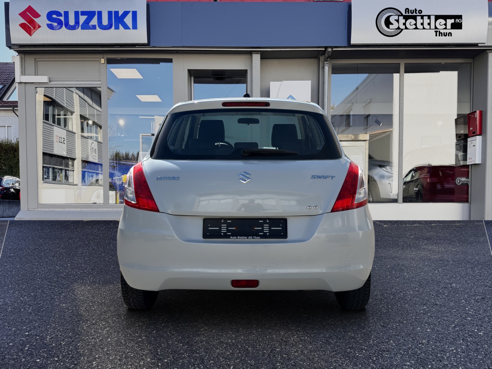 SUZUKI Swift 1.2i 16V GL 4x4-image-4