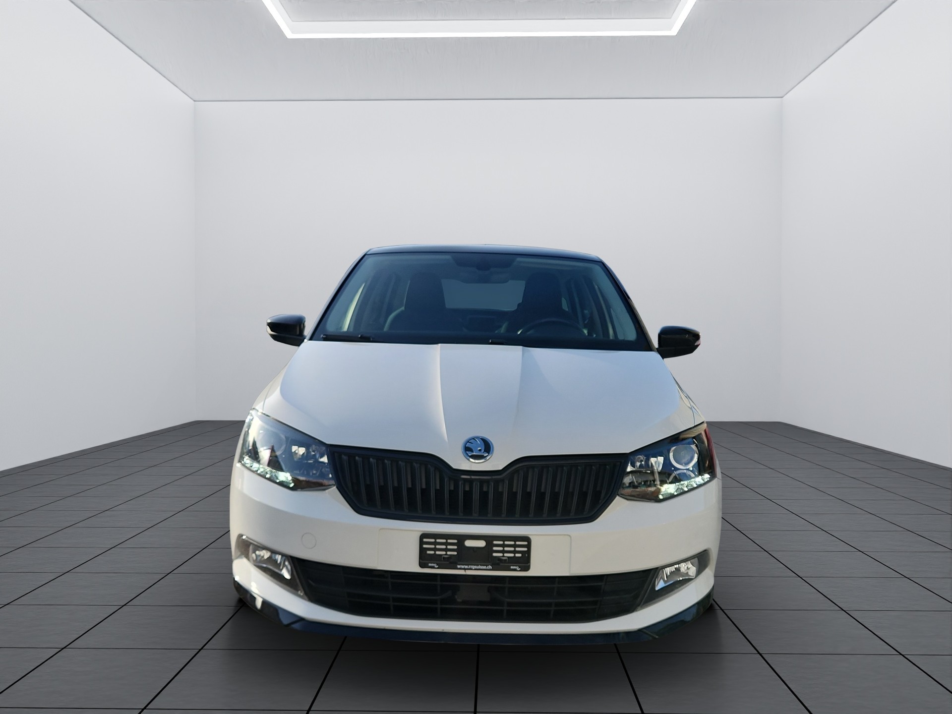 SKODA Fabia 1.4 TSI R5 DSG-image-1