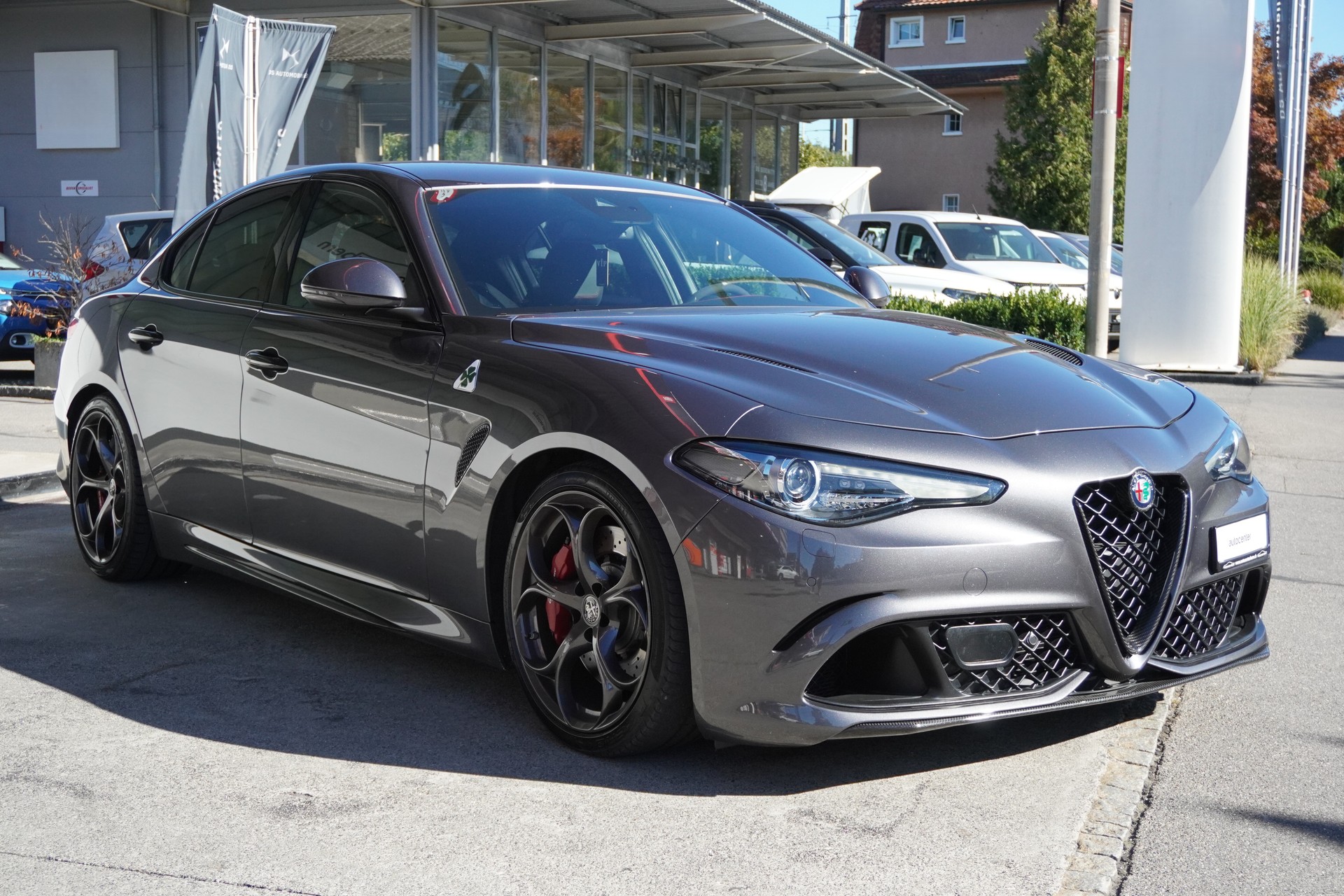ALFA ROMEO Giulia 2.9 V6 Quadrifoglio Automatic 1/350 Milano Edition-image-3