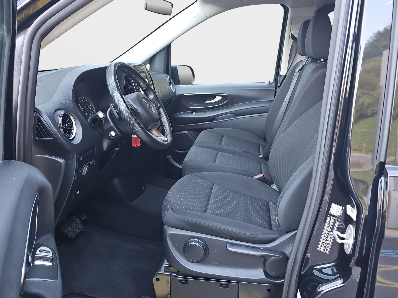 MERCEDES-BENZ Vito 116 CDI Select Tourer 4Matic 9G-Tronic 9-Plätzer-image-8