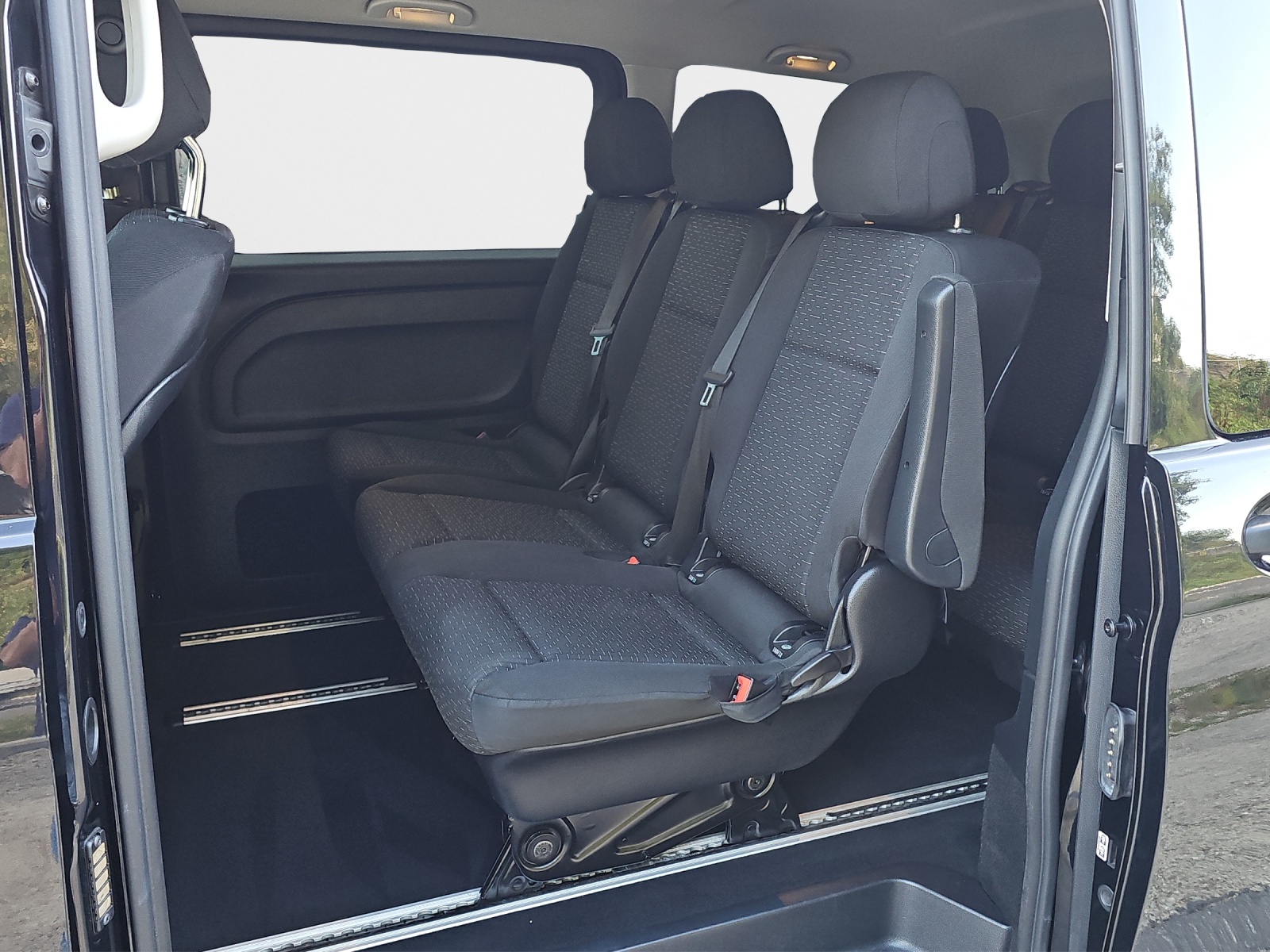 MERCEDES-BENZ Vito 116 CDI Select Tourer 4Matic 9G-Tronic 9-Plätzer-image-16