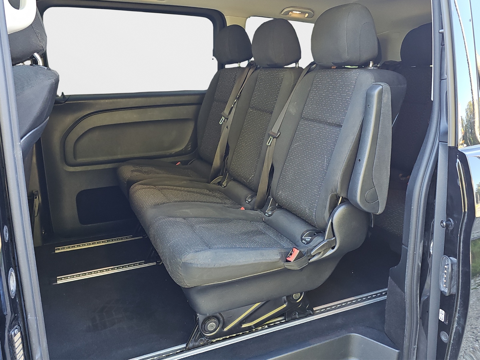 MERCEDES-BENZ Vito 116 CDI Select Tourer 4Matic 9G-Tronic-image-16