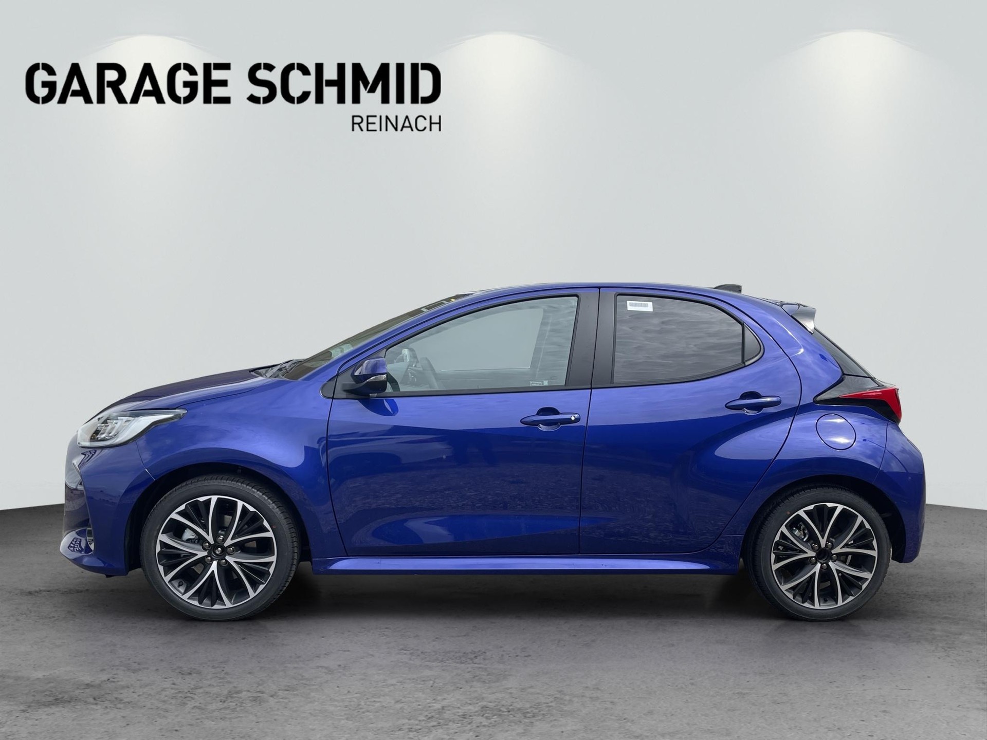 TOYOTA Yaris 1.5 VVT-i HSD Trend-image-3