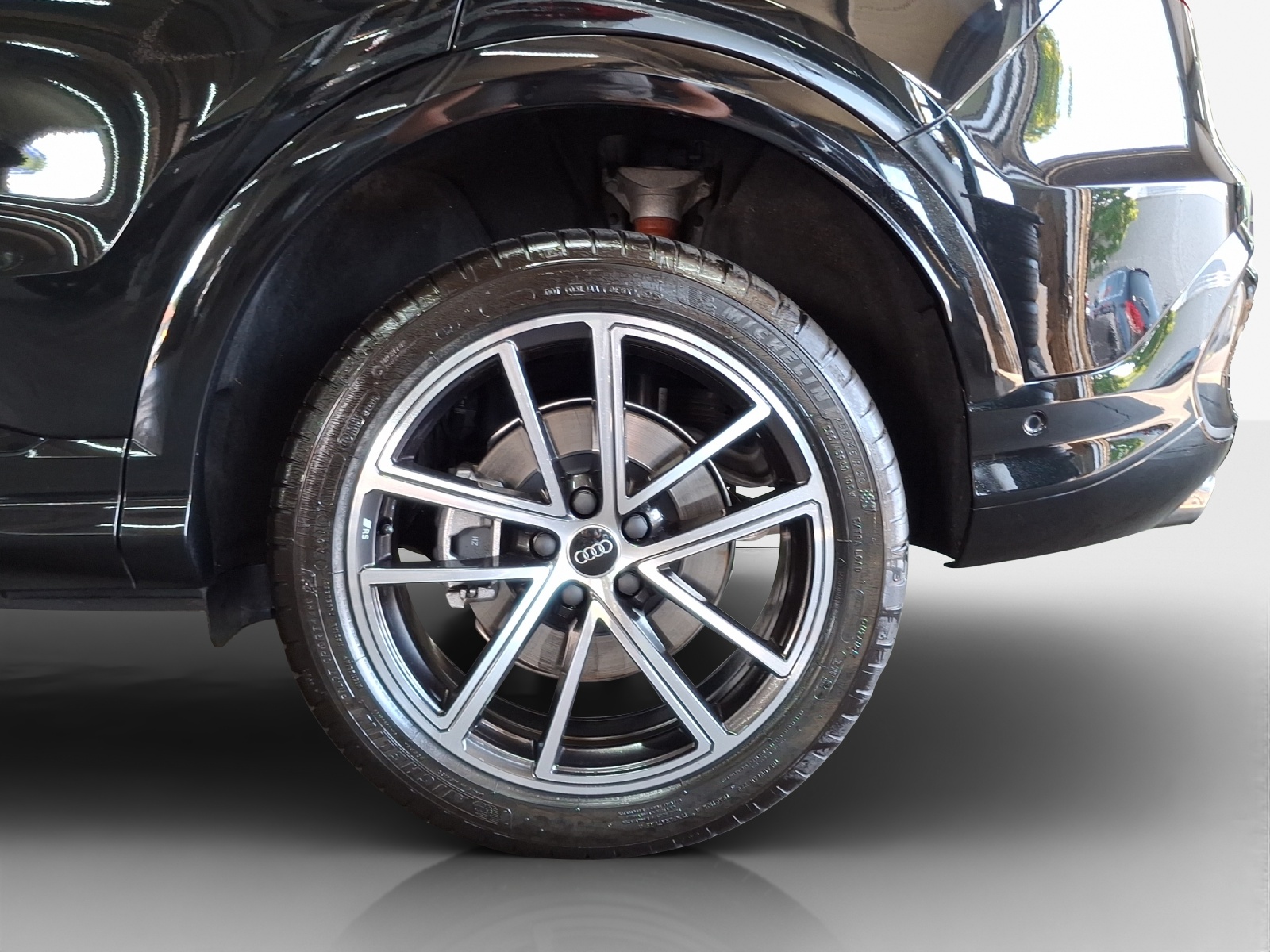 AUDI Q5 TDI quattro 150 kW S-tronic-image-13