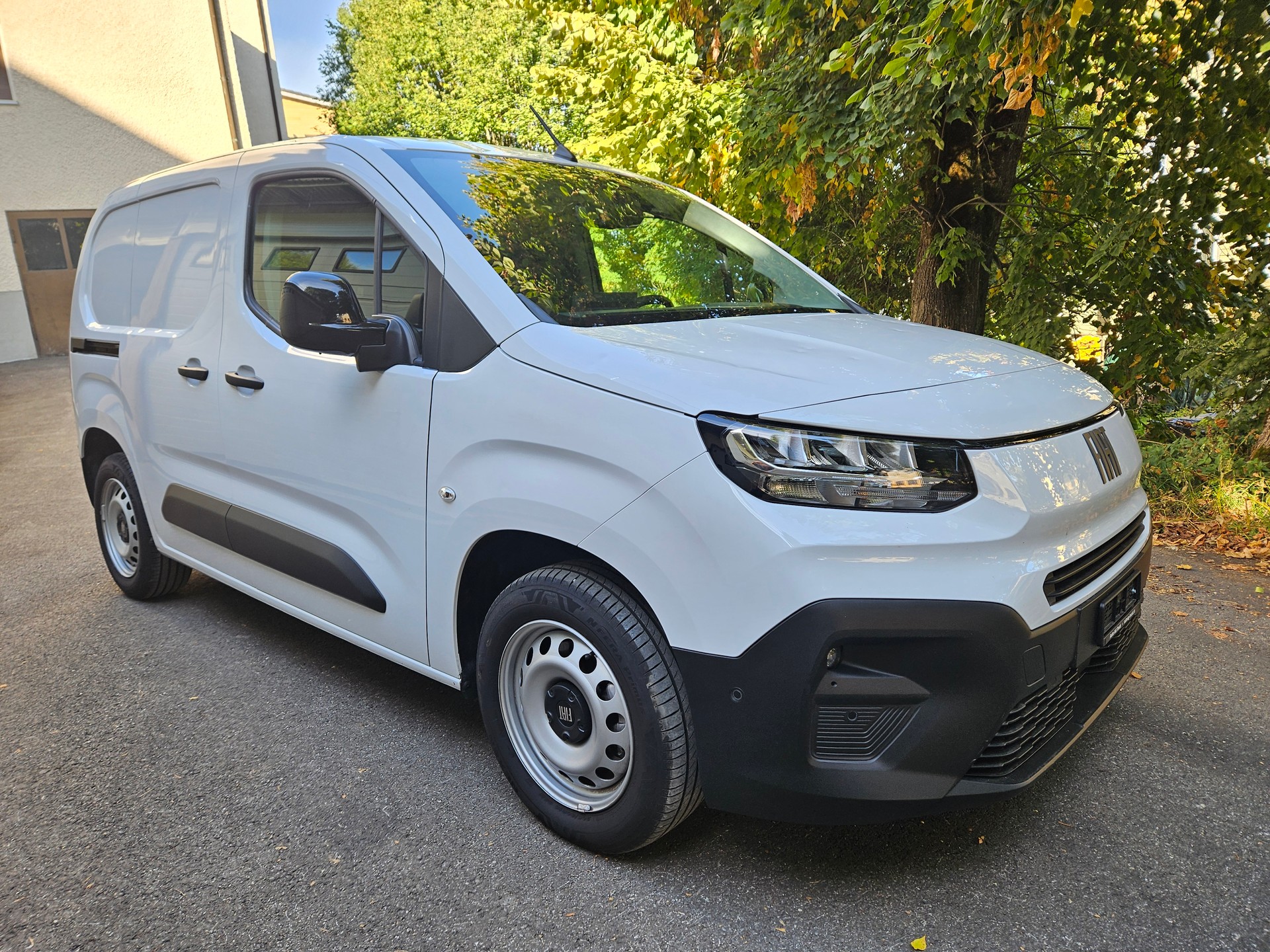 FIAT Doblo 1.5 BlueHDi L1 AUTOM HAGEL GRELE.-image-8