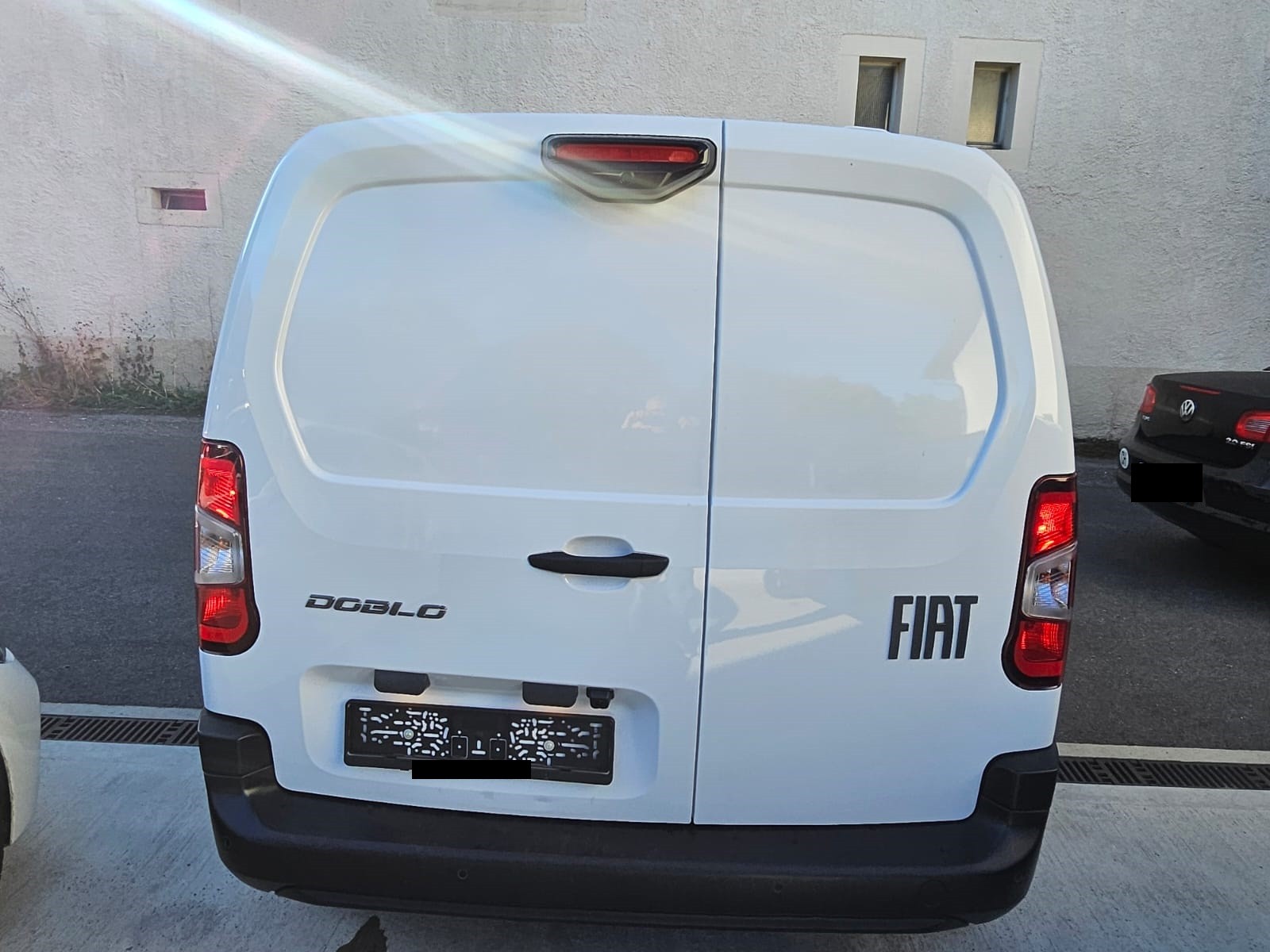 FIAT Doblo 1.5 BlueHDi L1 AUTOM HAGEL GRELE. SCHEIBE WURDE SCHON ERZETSEN-image-12