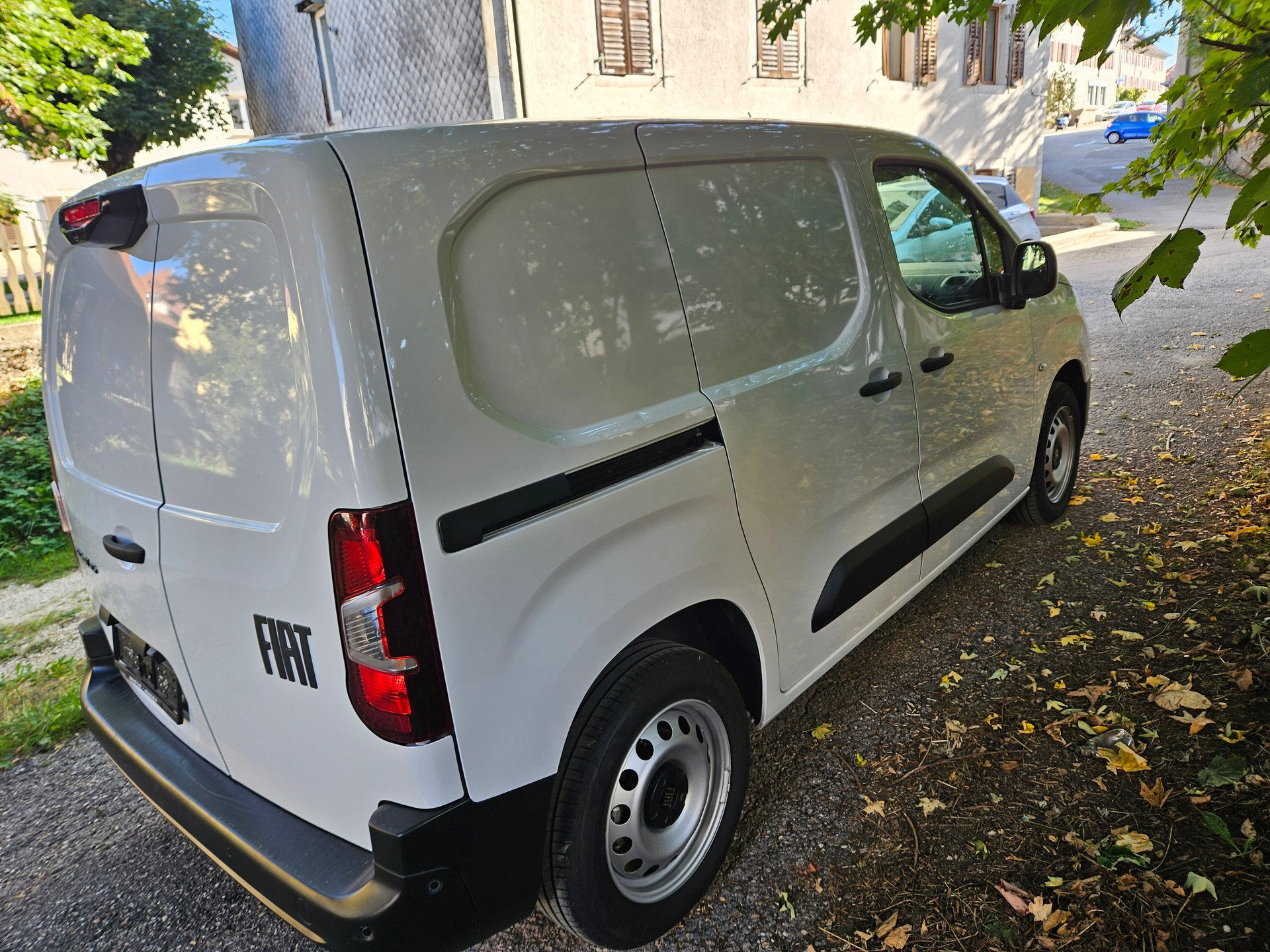 FIAT Doblo 1.5 BlueHDi L1 AUTOM HAGEL GRELE.-image-13