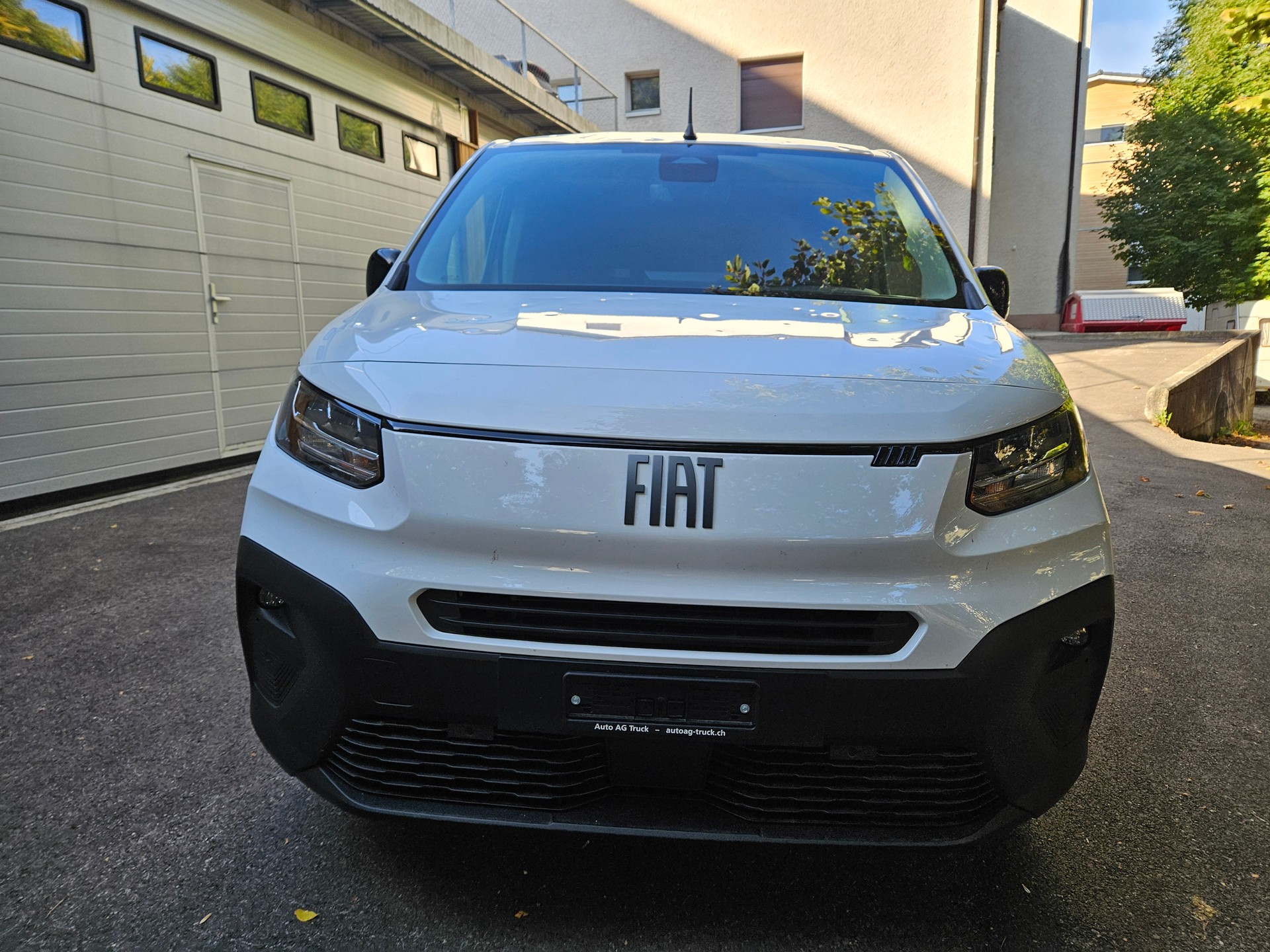 FIAT Doblo 1.5 BlueHDi L1 AUTOM HAGEL GRELE.-image-1