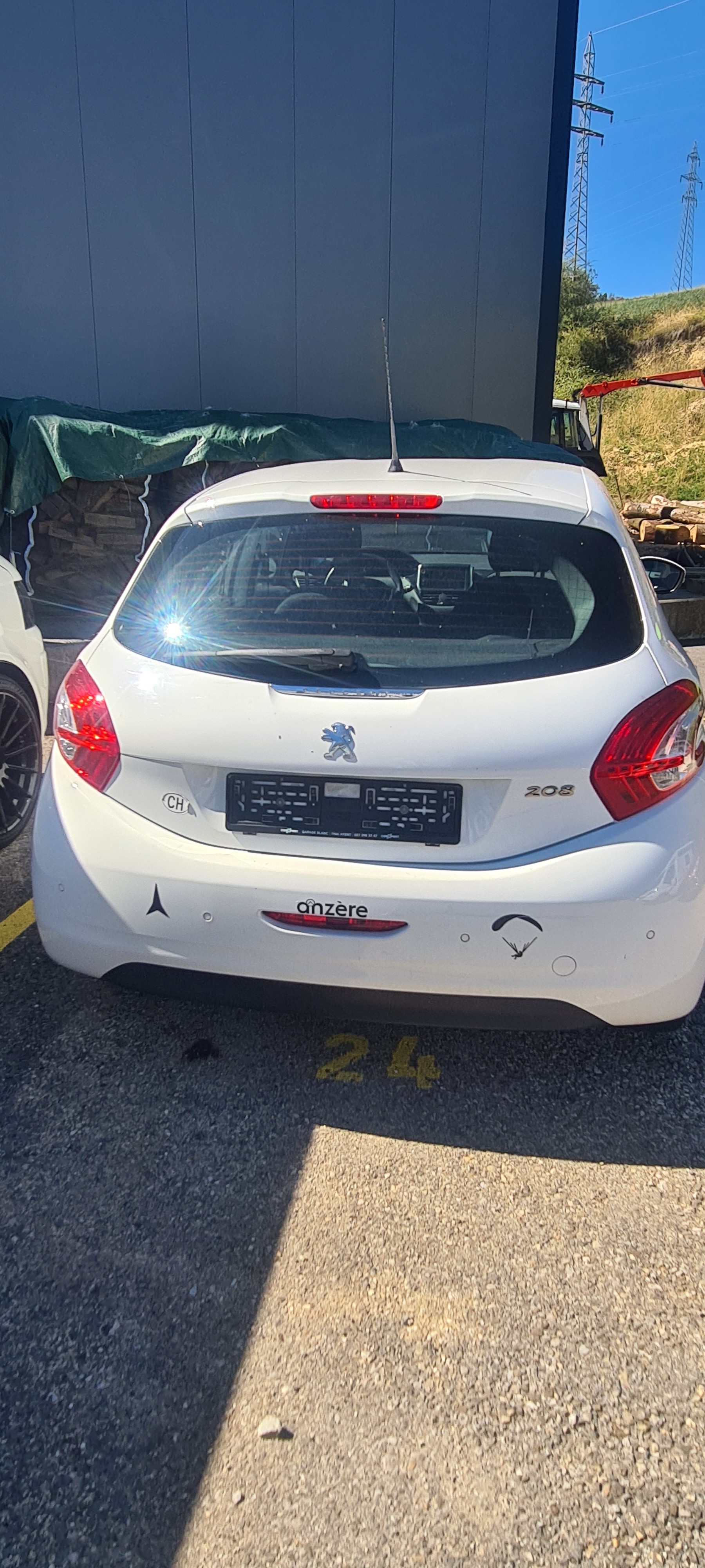 PEUGEOT 208 1.4 VTI Active-image-6