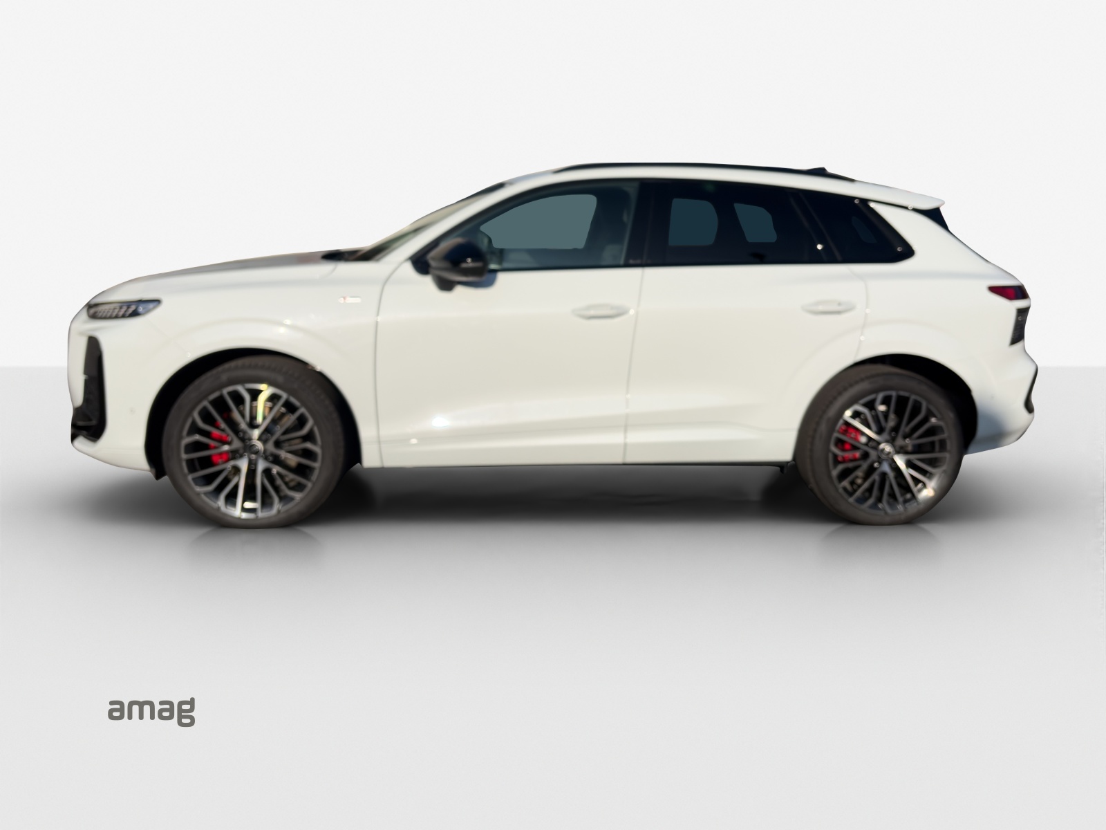 AUDI Q3 SUV TFSI quattro 195 kW S tronic-image-1