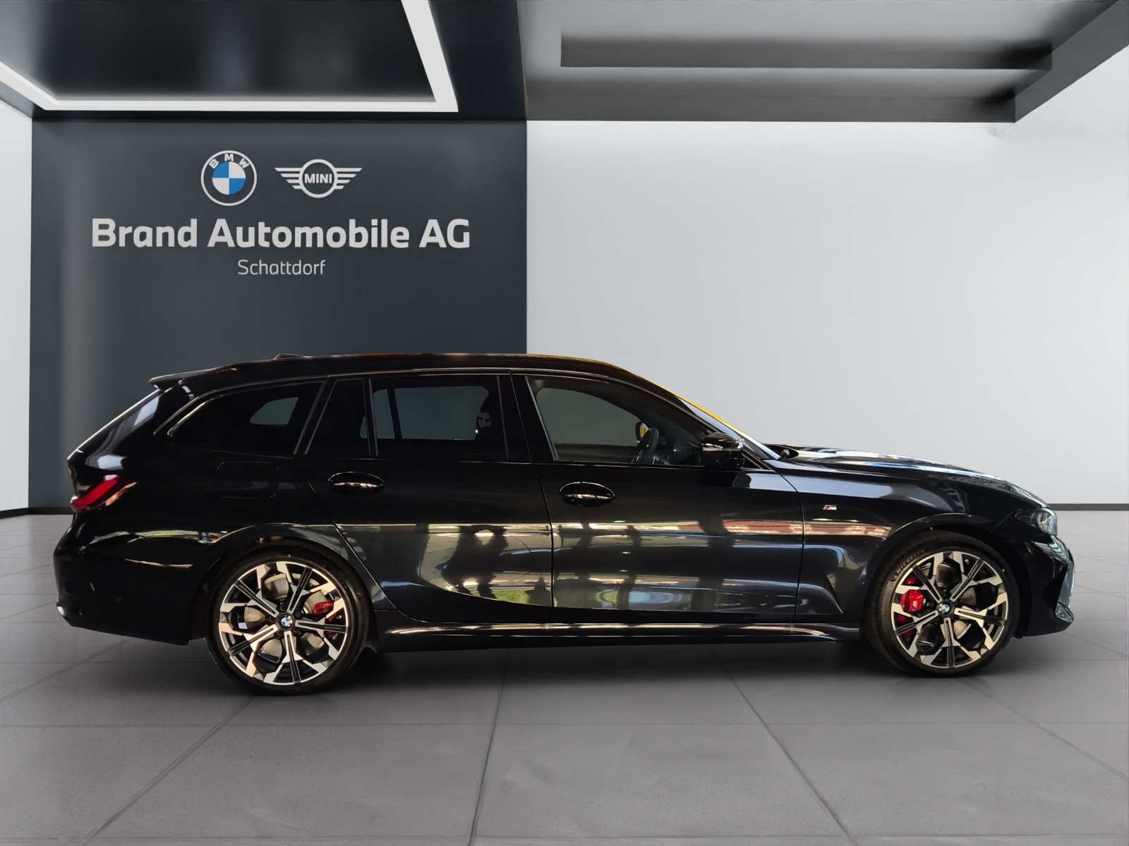 BMW M340i xDrive Touring-image-5