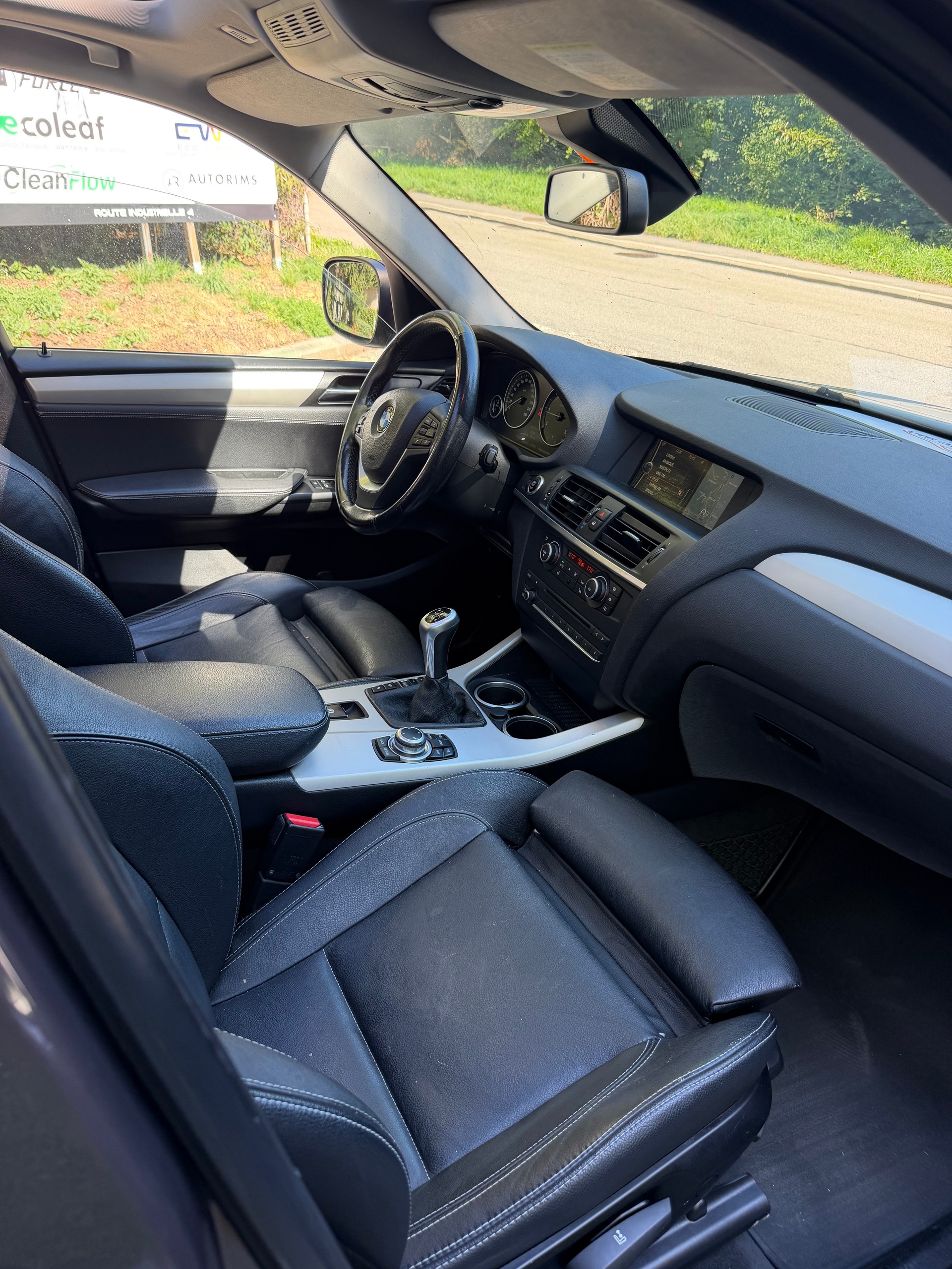 BMW X3 xDrive 20d-image-12