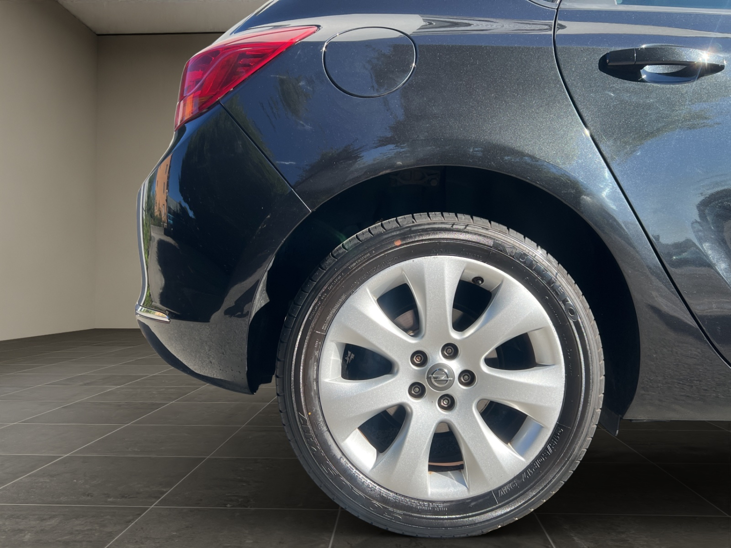 OPEL Astra 1.4 T ecoTEC S/S-image-24