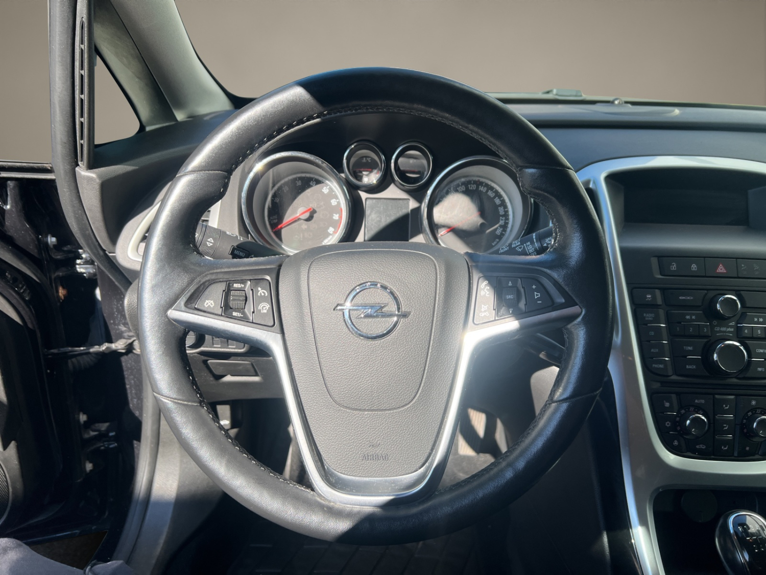 OPEL Astra 1.4 T ecoTEC S/S-image-12