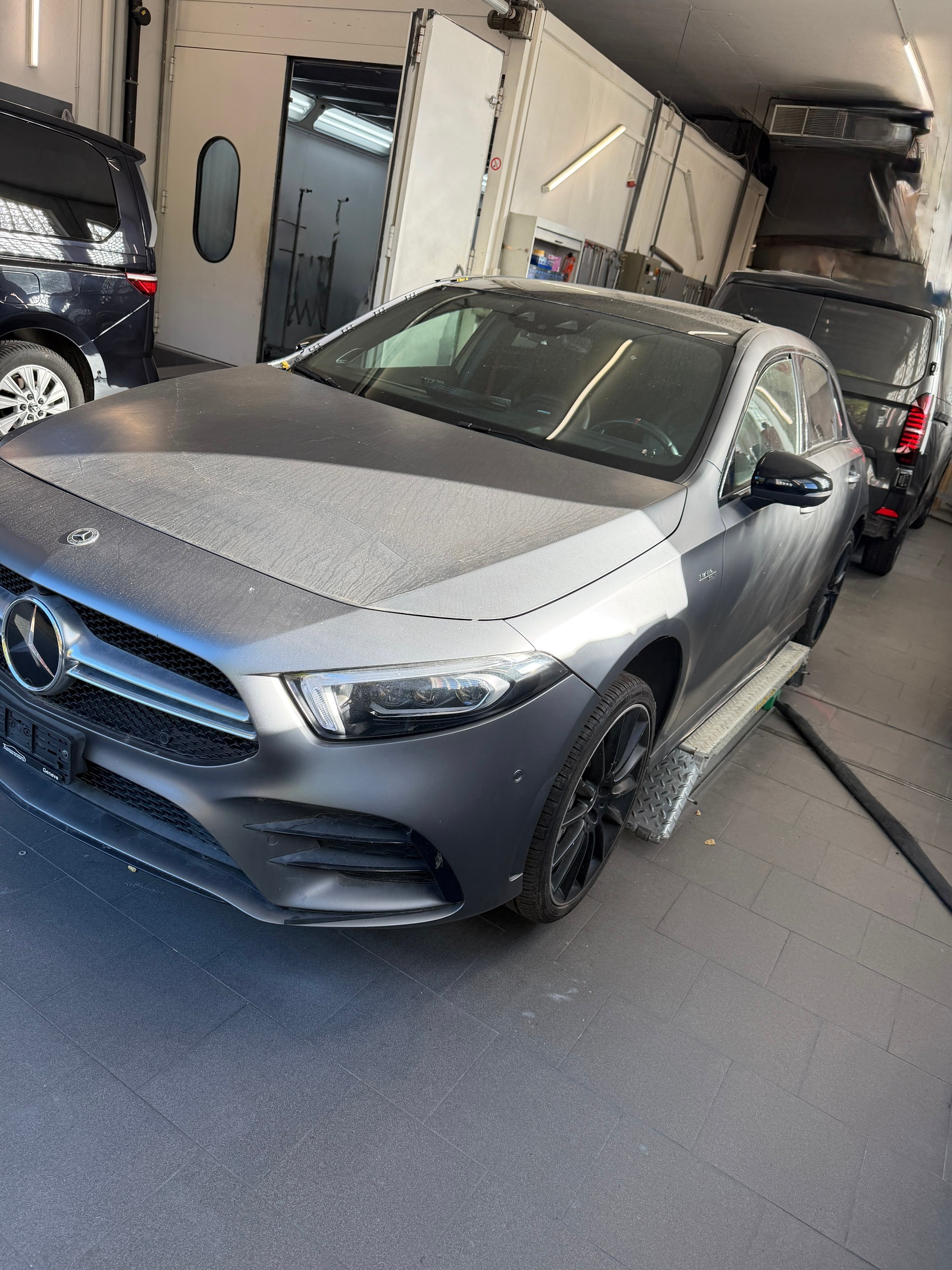 MERCEDES-BENZ A 35 AMG 4Matic Speedshift-image-1