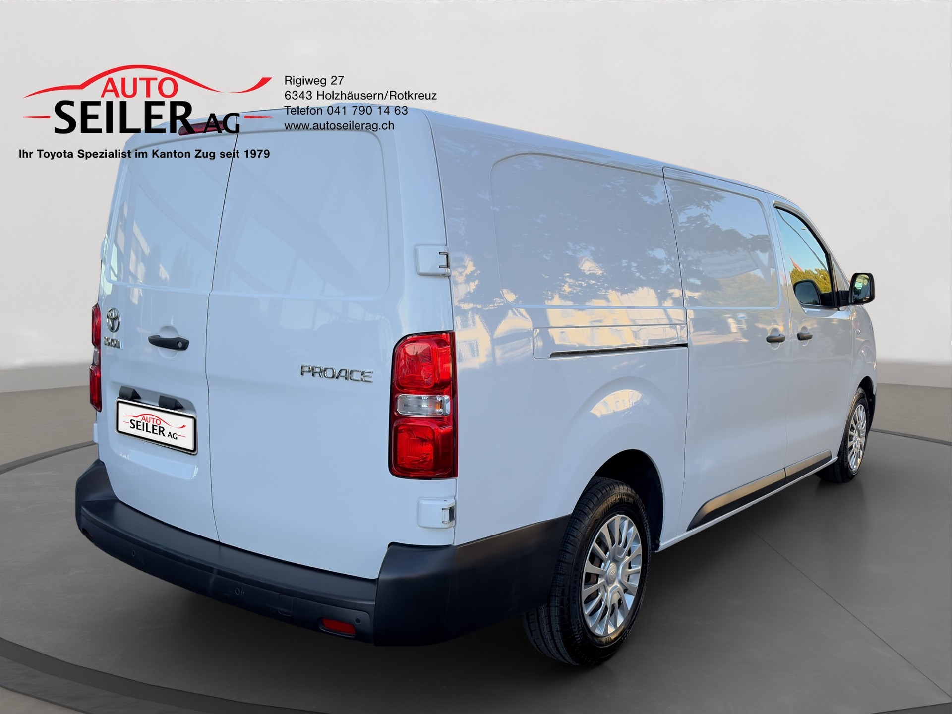 TOYOTA Proace 2.0D Combi Long-image-3