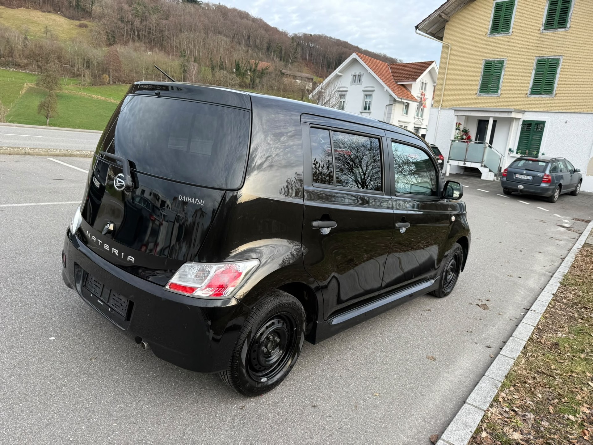 DAIHATSU Materia 1.3-image-3